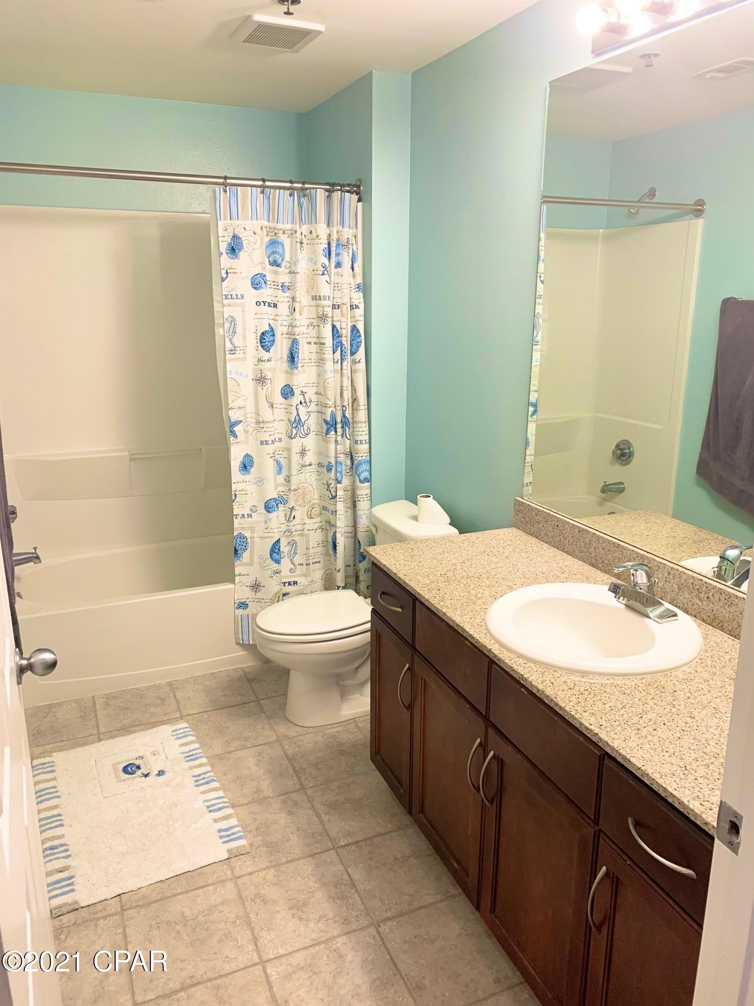 Laketown Wharf - Residential