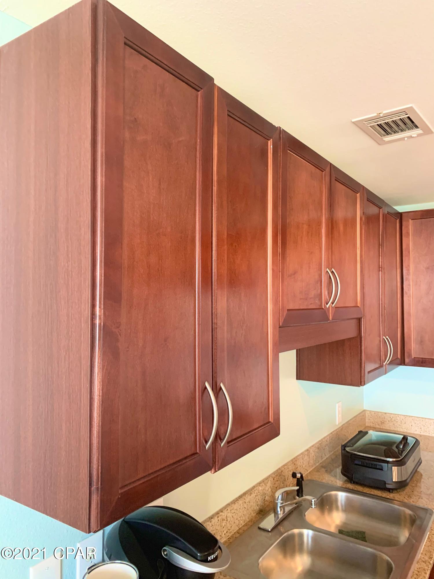 Laketown Wharf - Residential