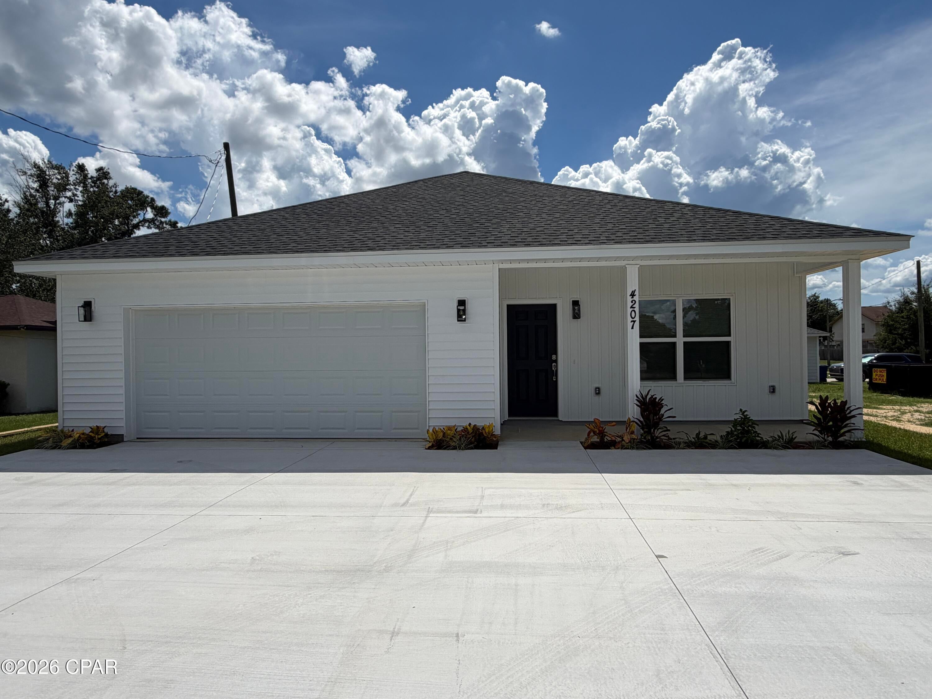 BRAND-NEW HOME -- READY FOR YOU! | $2,300/MONTH

Be the first to live in this beautiful new construction 3BR/2BA home!

Looking for a home that's clean, modern, and truly move-in ready? This one checks all the boxes! Enjoy a light and bright open layout, stylish granite countertops, recessed lighting, and ceiling fans throughout.

Private fenced yard
2-car garage
3 bedrooms | 2 bathrooms
Brand-new construction
Granite countertops
Tankless Waterheater
Recessed lighting
Washer/dryer hookups
Small pet allowed
NO HOA!

Rent: $2,300/month

Why settle for an older rental when you can be the first to enjoy a brand-new home? Homes like this don't stay available long!

Message today to schedule your showing!