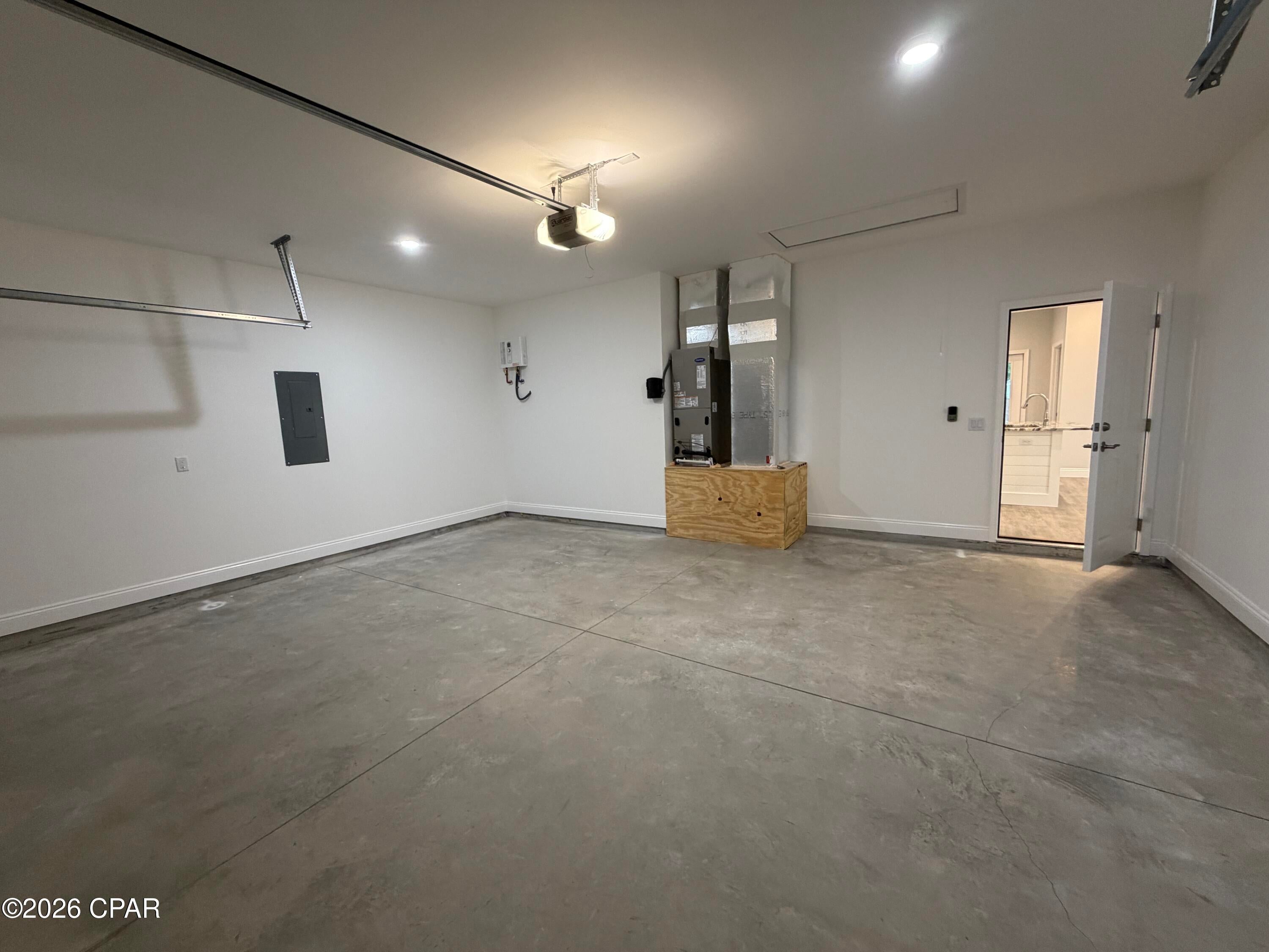 [No Recorded Subdiv] - Residential Lease