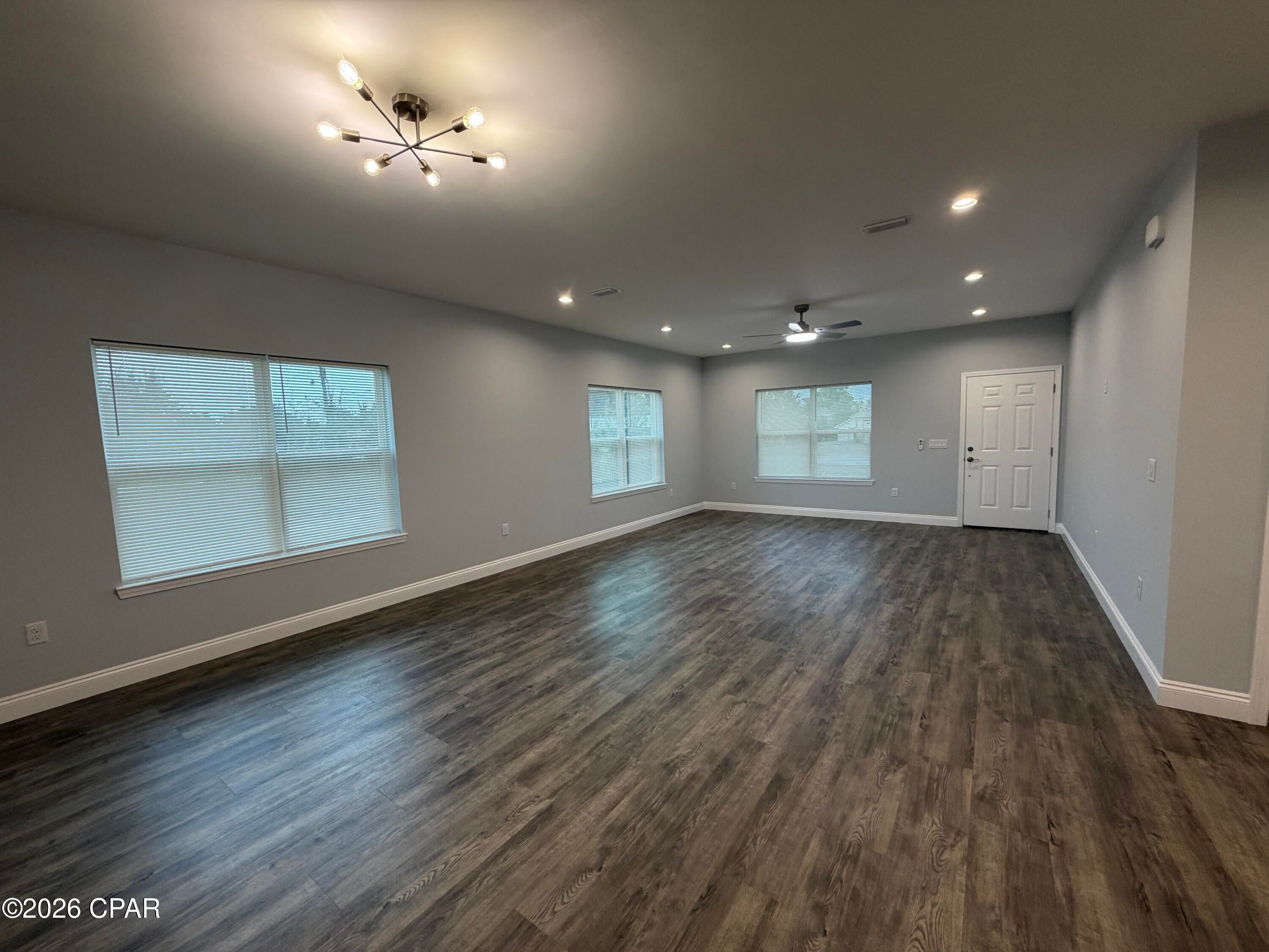 [No Recorded Subdiv] - Residential Lease