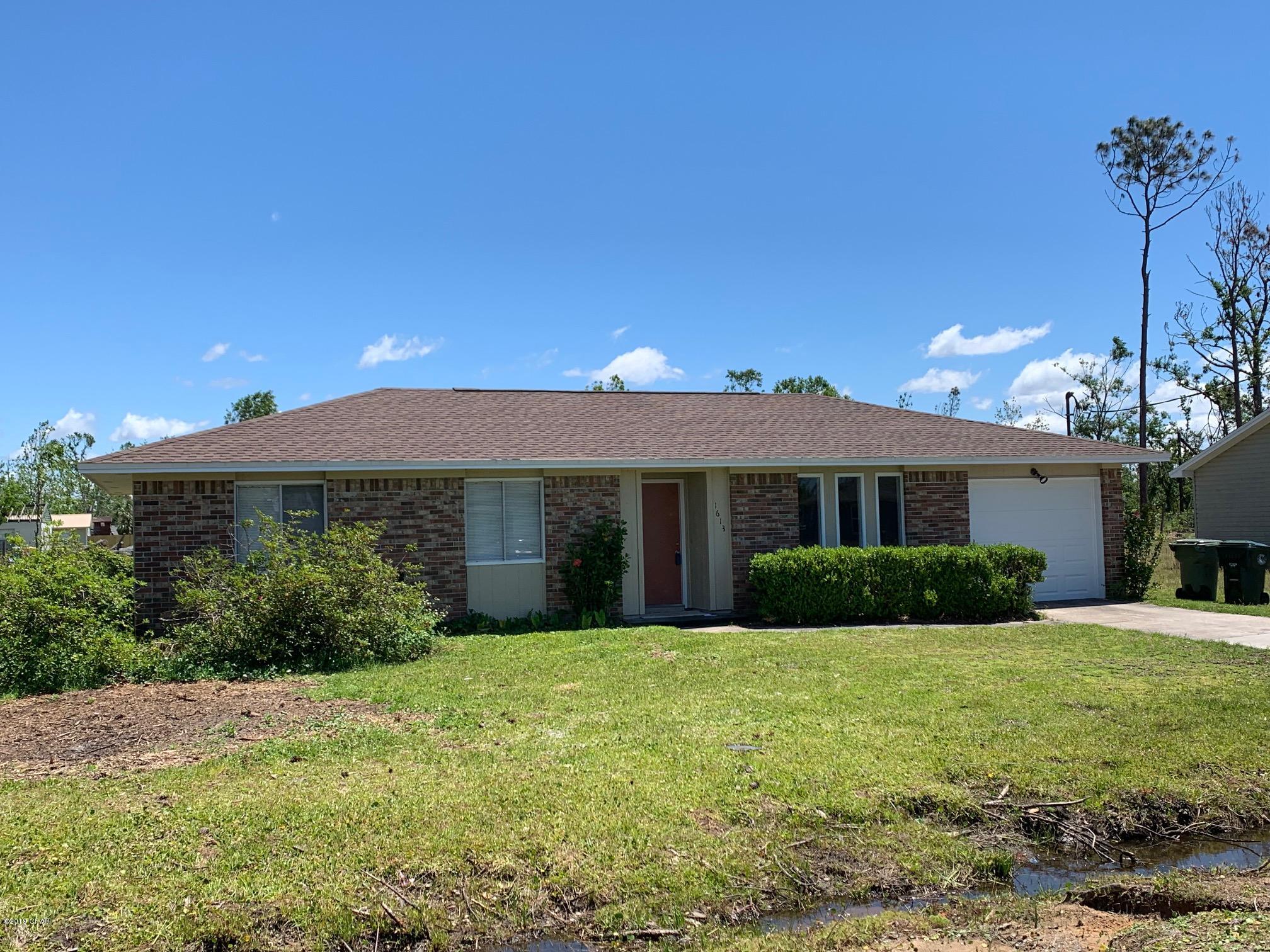 This is a 3 bedroom 1.5 bath home located in the heart of Lynn Haven.  Close to shopping, dining, and much more. This home features a 1 car garage, over-sized lot, and vaulted ceilings in the living room.