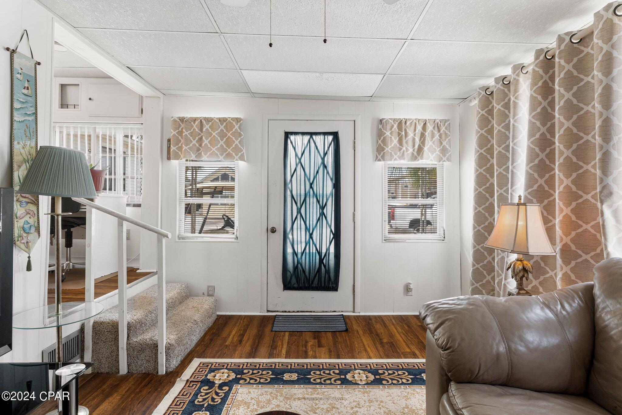 Venture Out Travel Trail - Residential