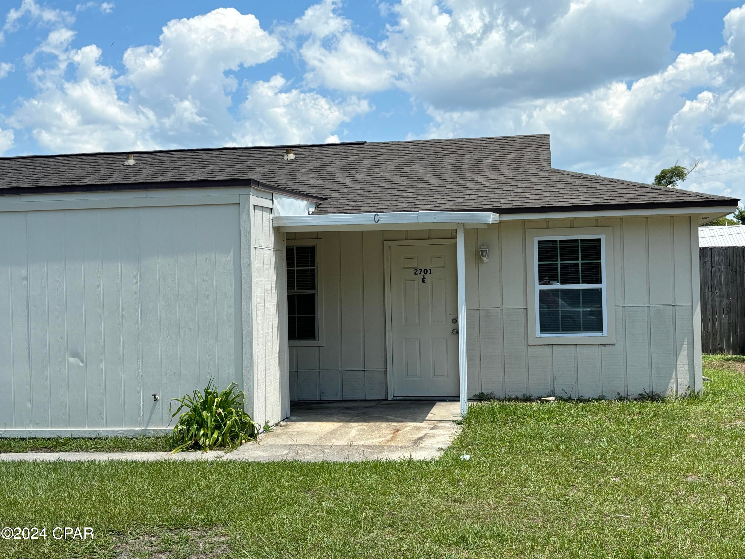 [No Recorded Subdiv] - Residential Lease