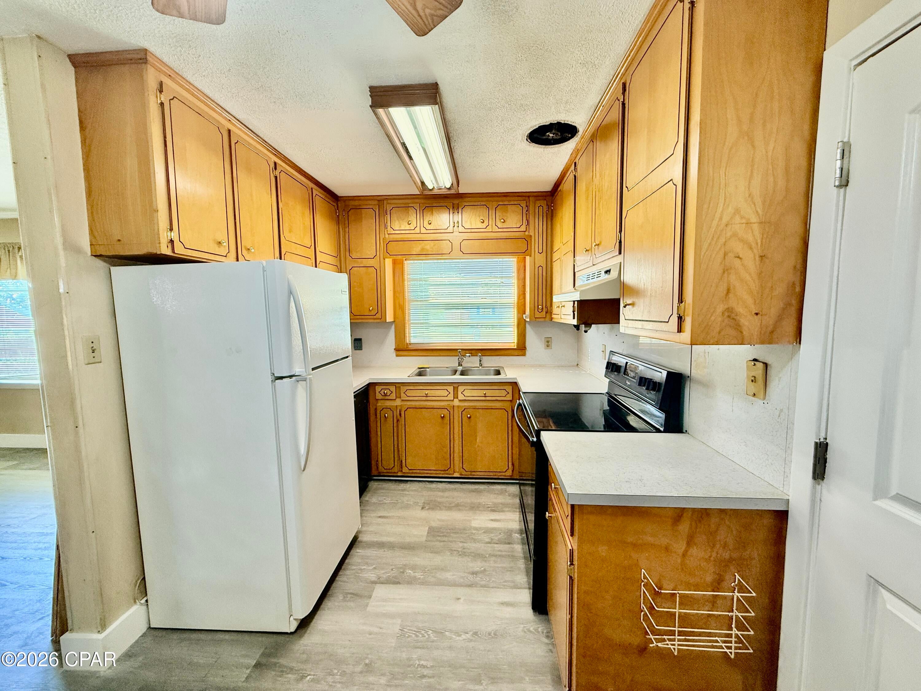 [No Recorded Subdiv] - Residential Lease