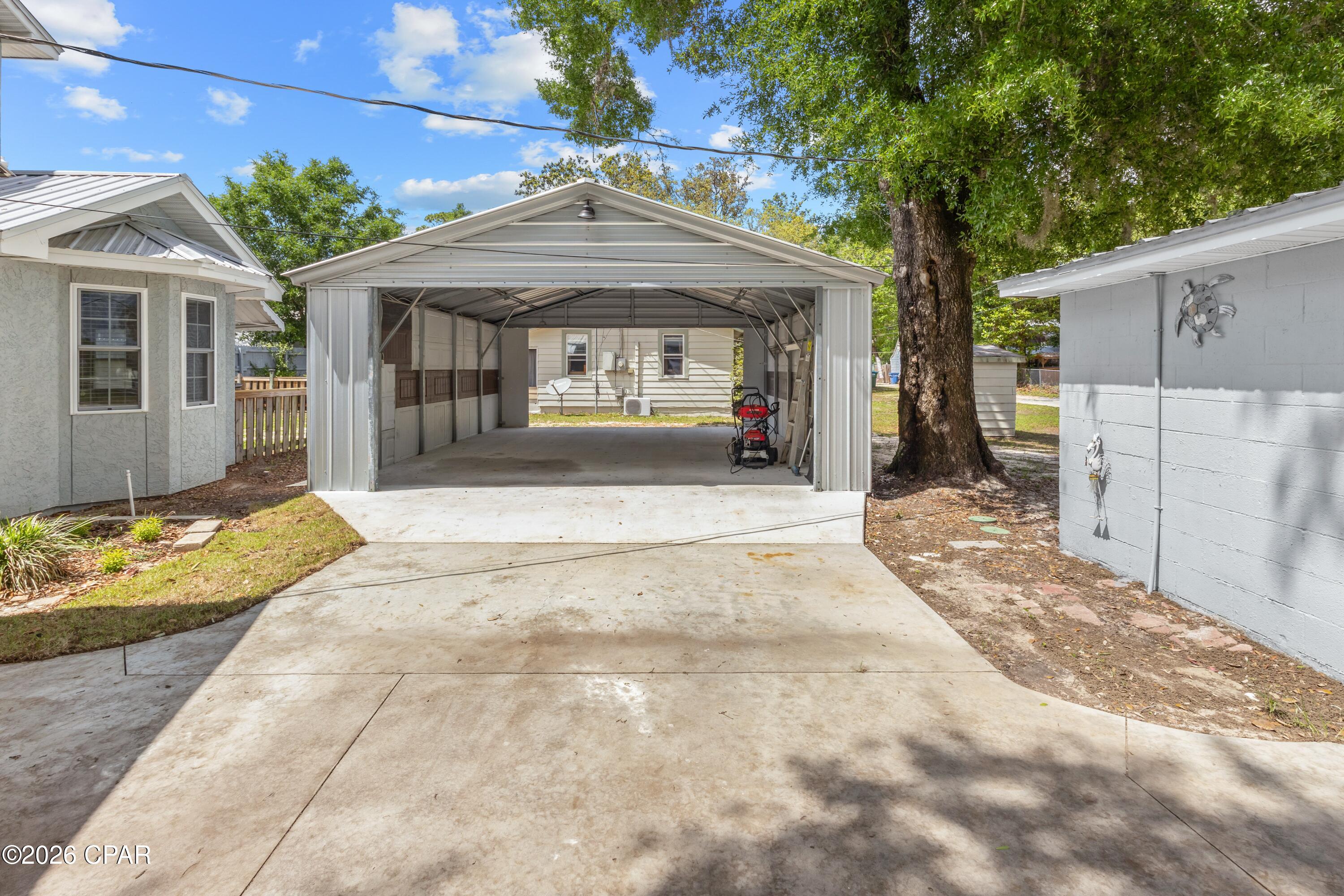 Burnt Mill Creek - Residential