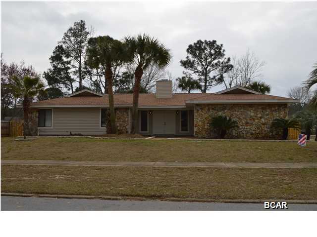 TOTALLY RENOVATED LYNN HAVEN HOME! This large home in Lynn Haven features 3 full bedrooms, a Bonus Room and a Florida Room. NEW ROOF, New vinyl siding, New granite, New Appliances and much more. Both baths have been updated. The Master Bedroom features 2 large closets. The flooring and lighting have been updated. The large corner lot features sidewalks and lots of nice palm trees for landscaping. The fenced in back yard also features a newly updated Storage Room and a nice pavilion area perfect for a hot tub or a summer kitchen! One of the owners is a licensed Realtor in Florida.