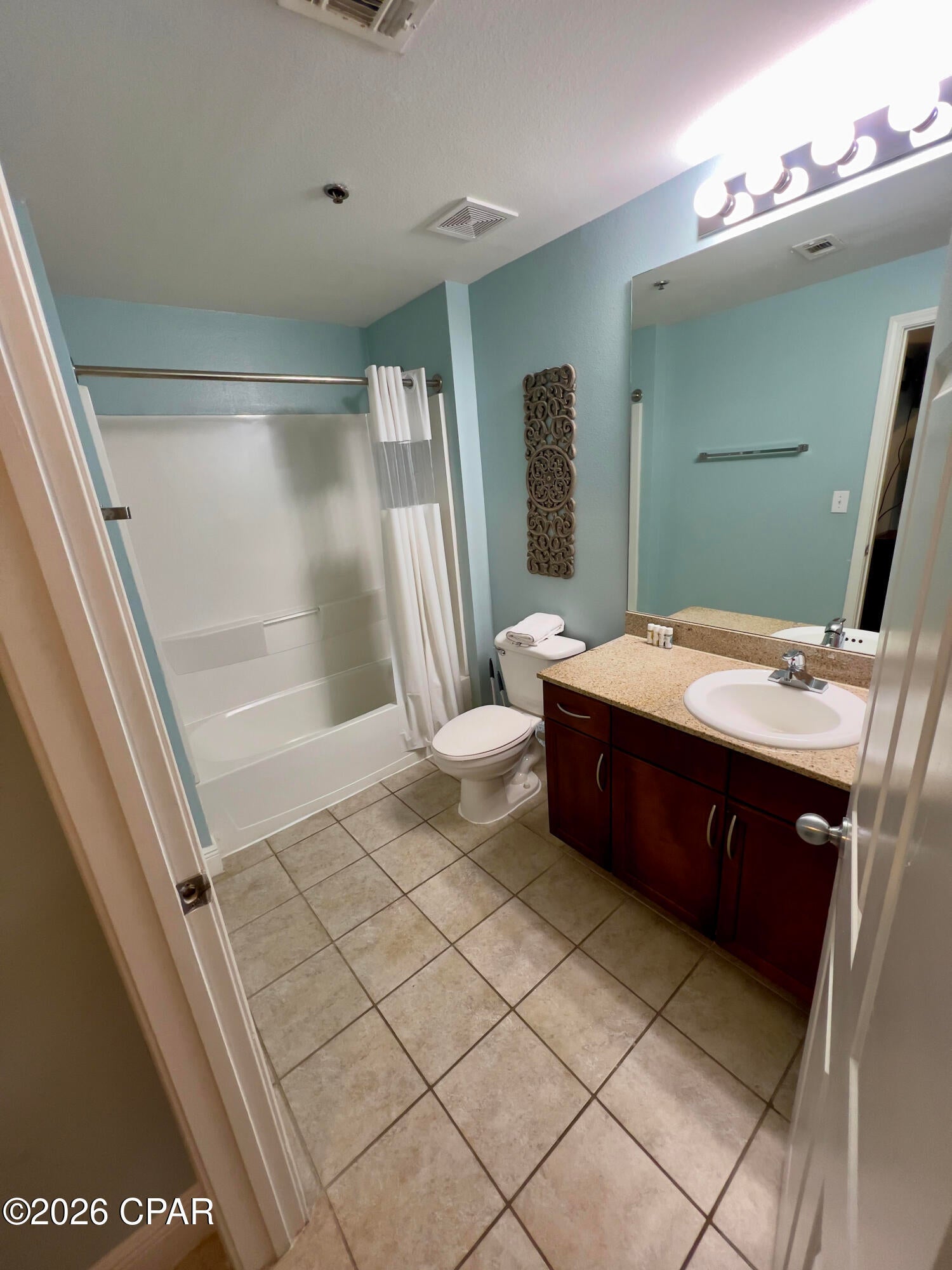 Laketown Wharf - Residential