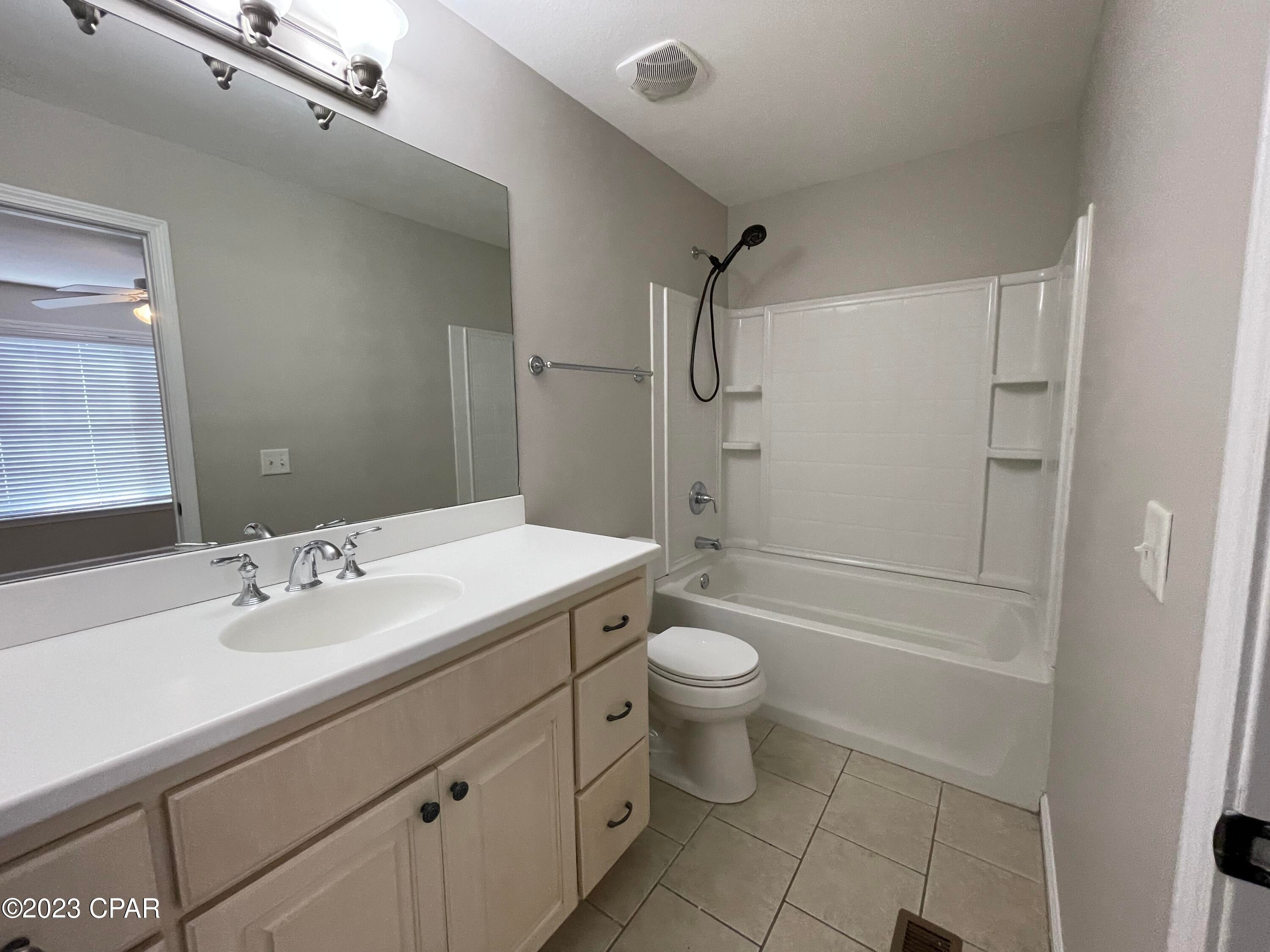 Annabella's Townhomes - Residential