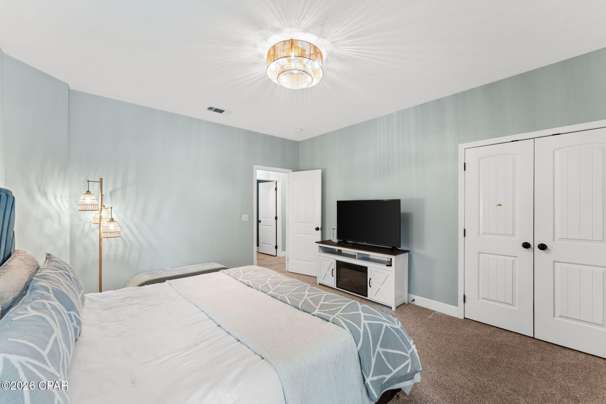 Lake Merial - Residential