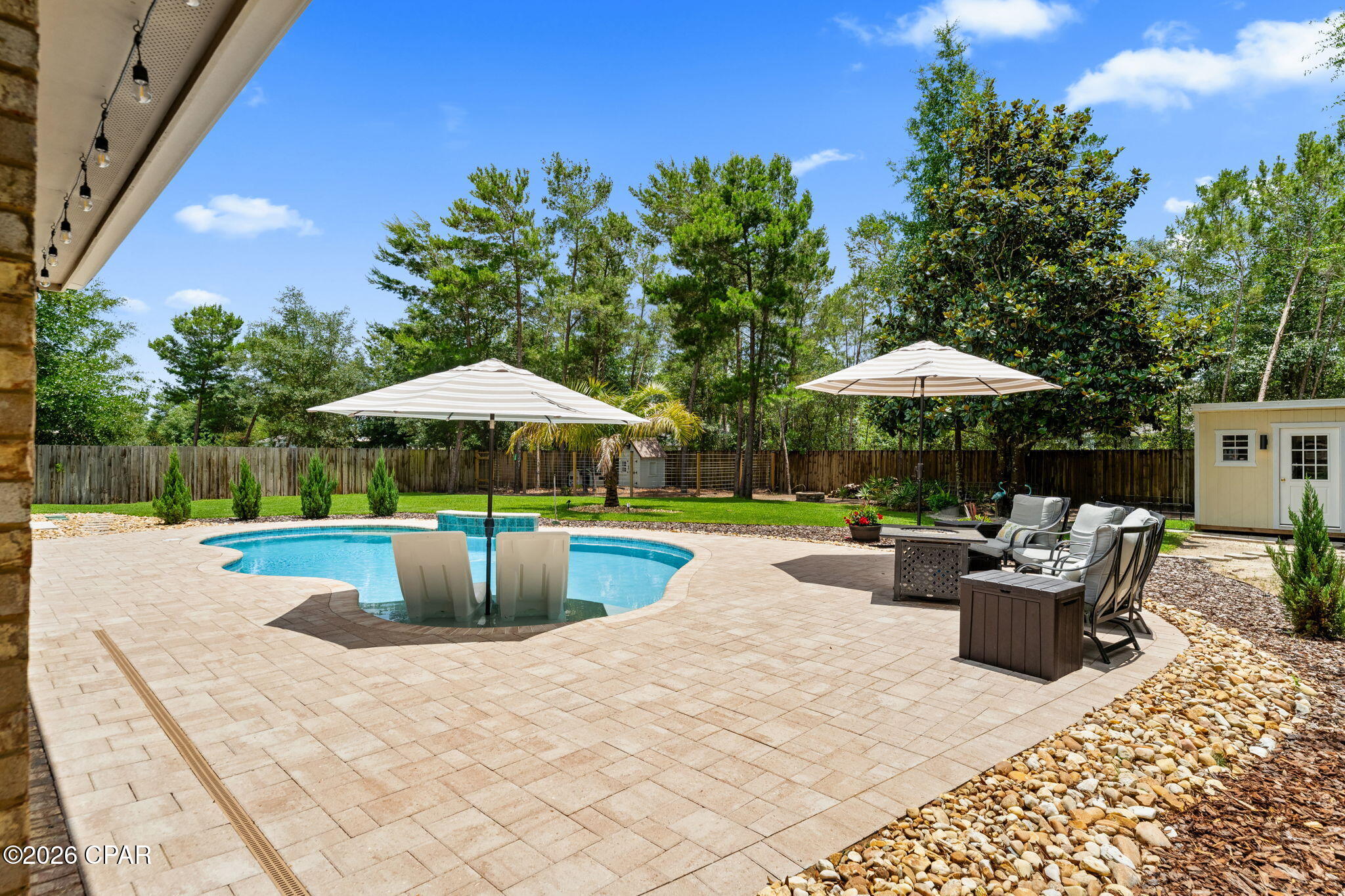 Lake Merial - Residential