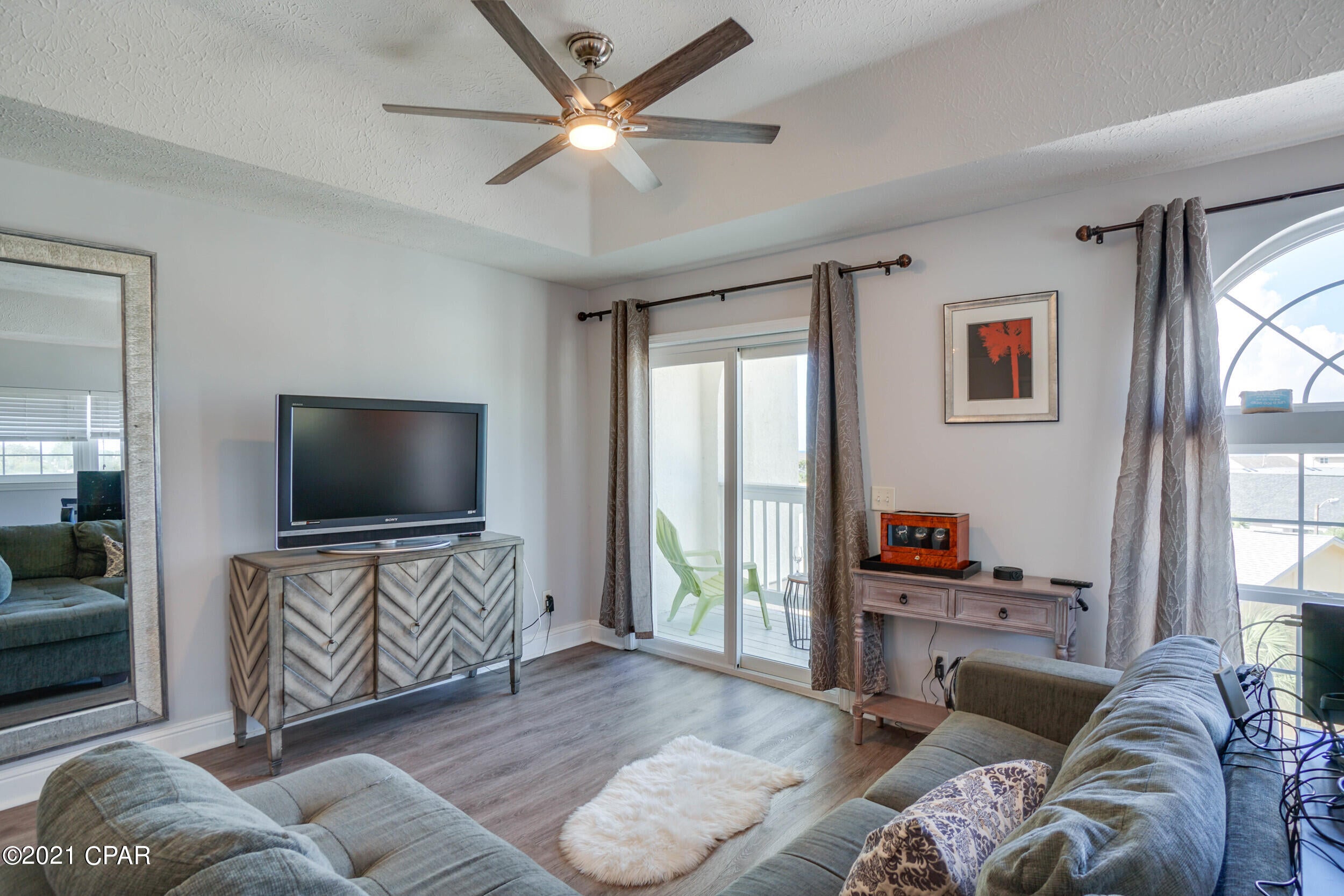 The Palms - Residential