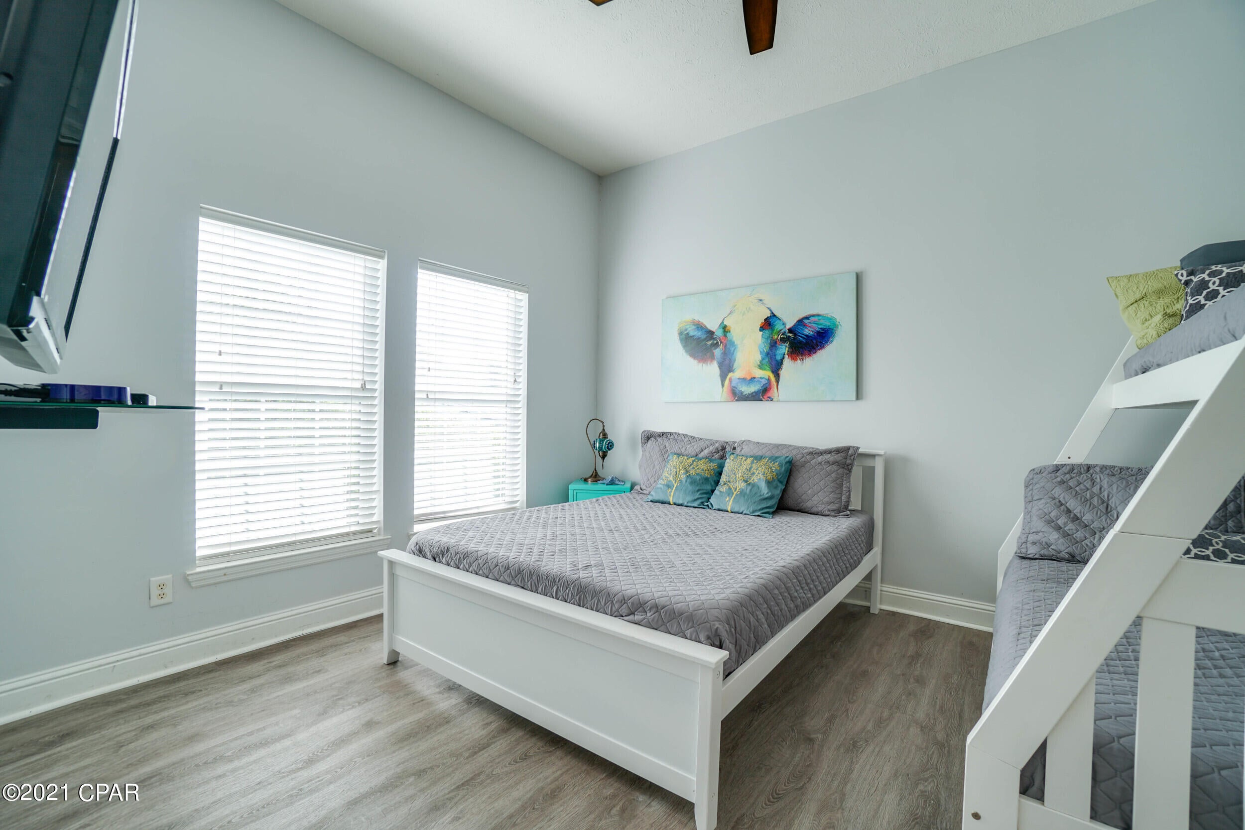 The Palms - Residential