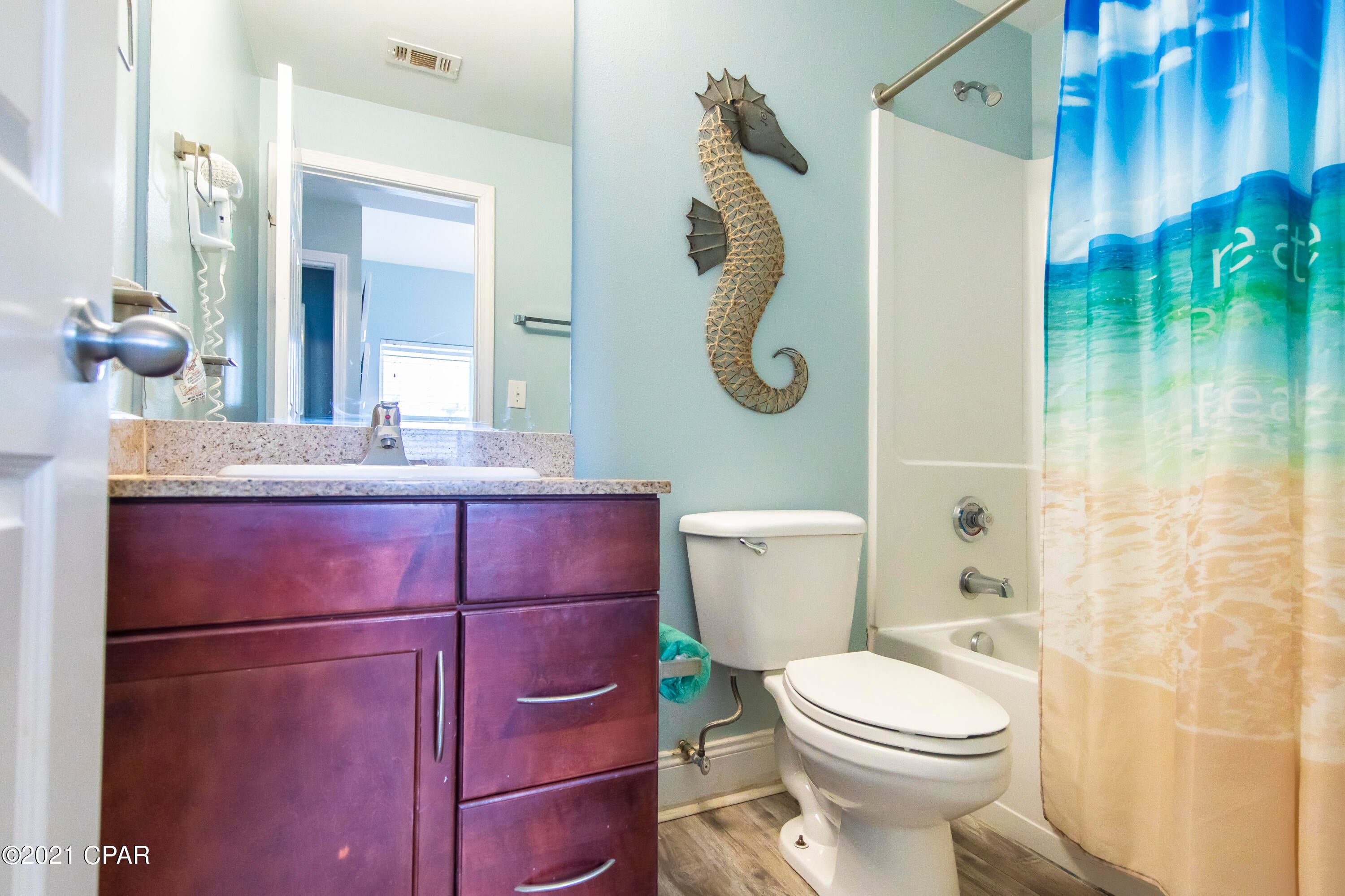 Laketown Wharf - Residential