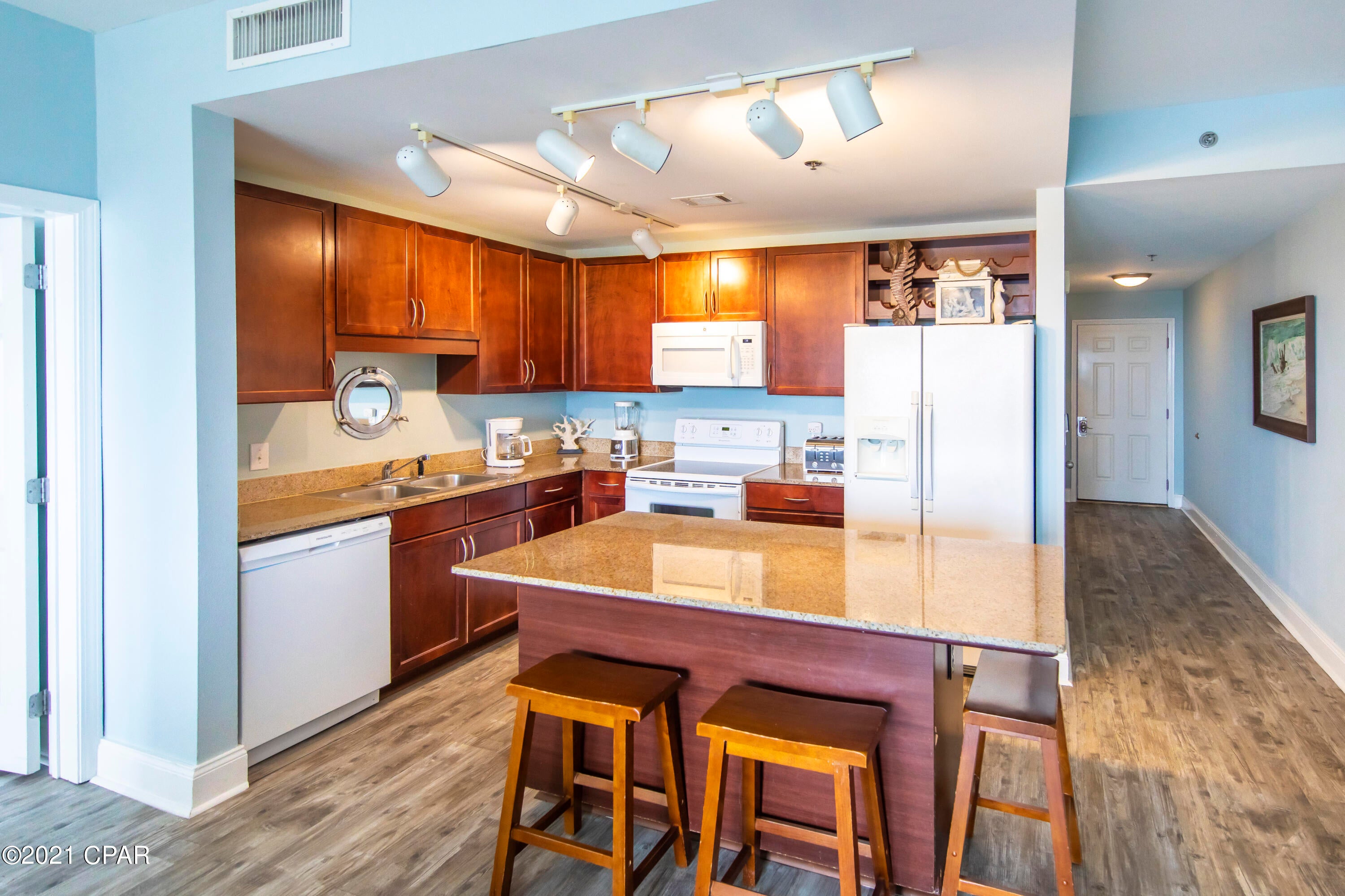 Laketown Wharf - Residential