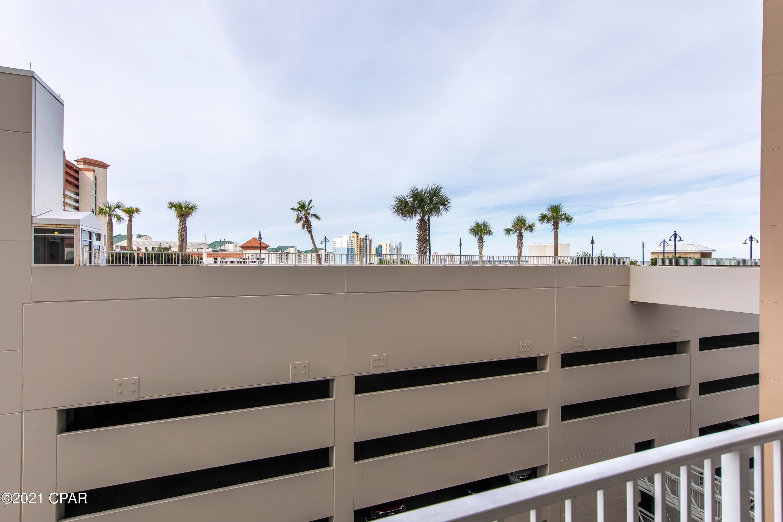 Laketown Wharf - Residential