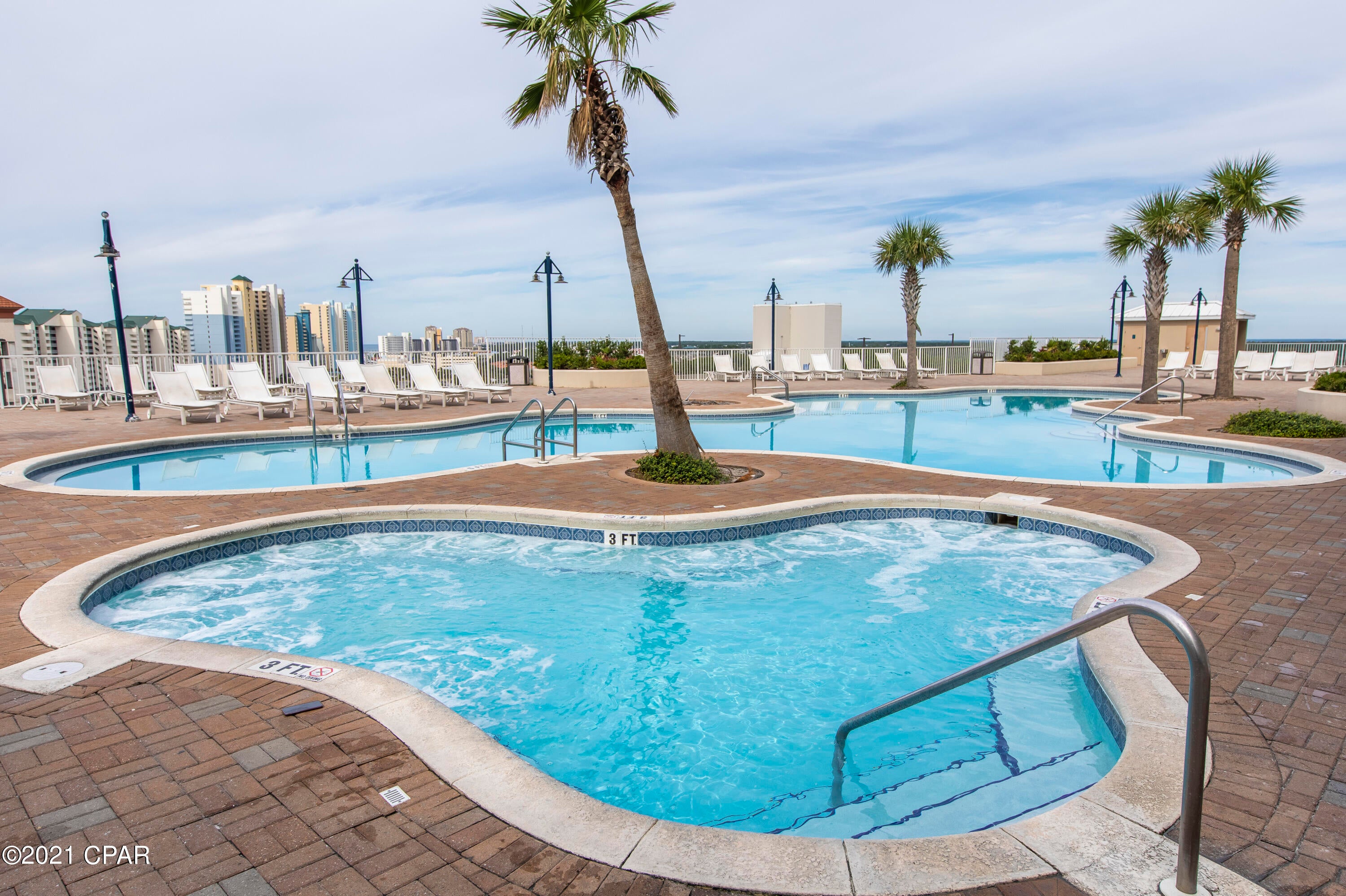 Laketown Wharf - Residential