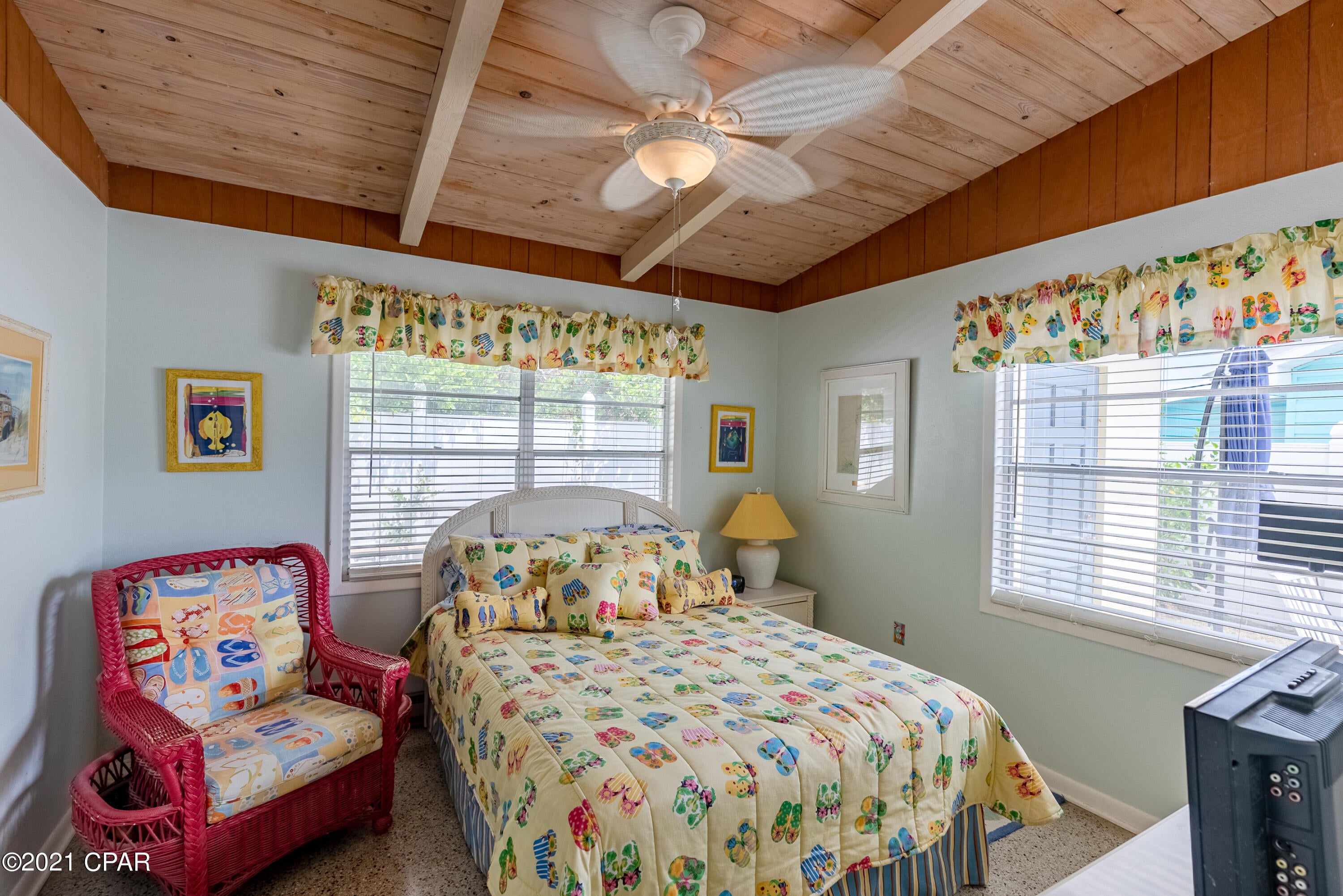 Laguna Beach Estates 6th Add - Residential