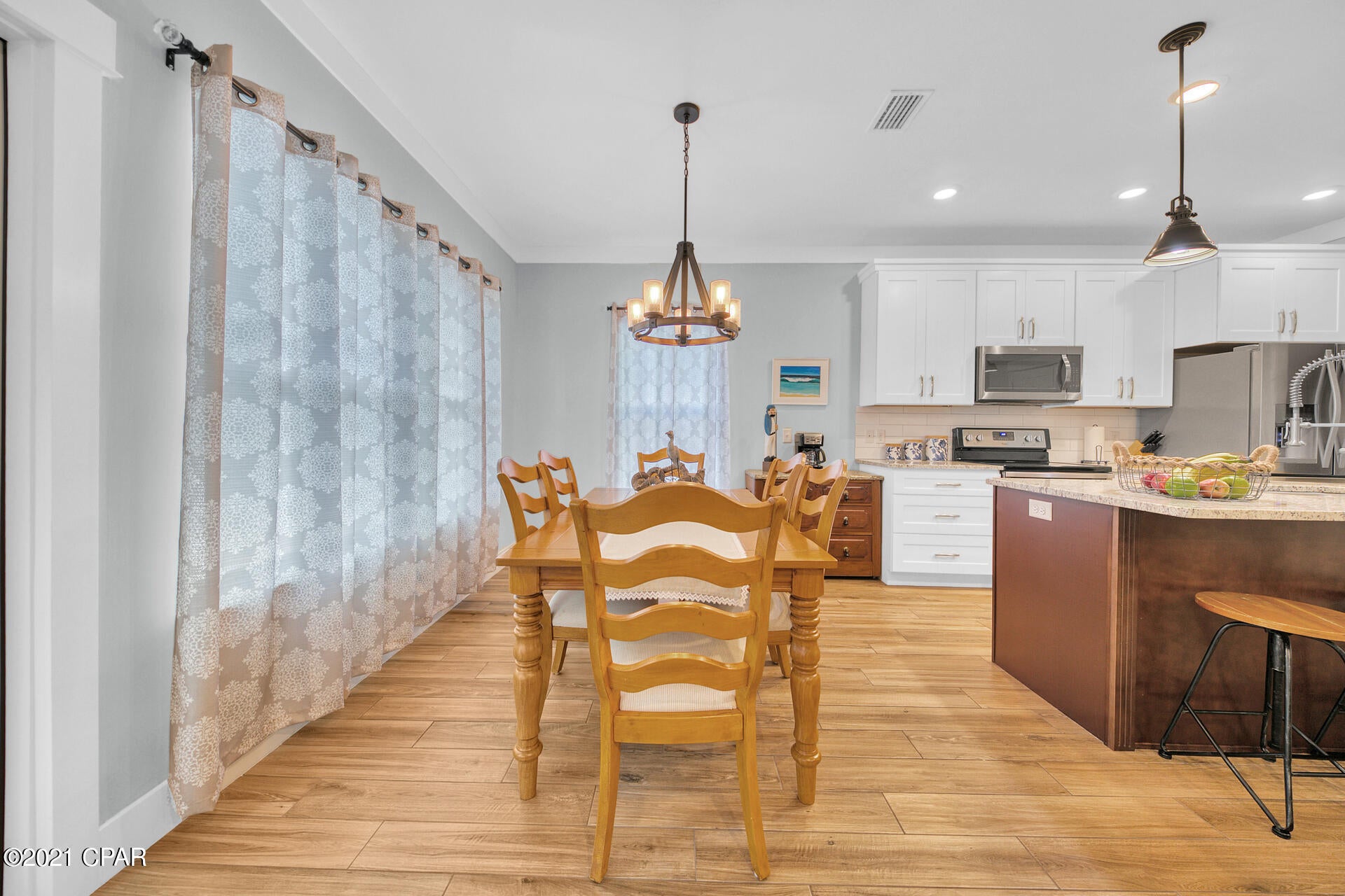 Laguna Beach Estates 8th Add - Residential