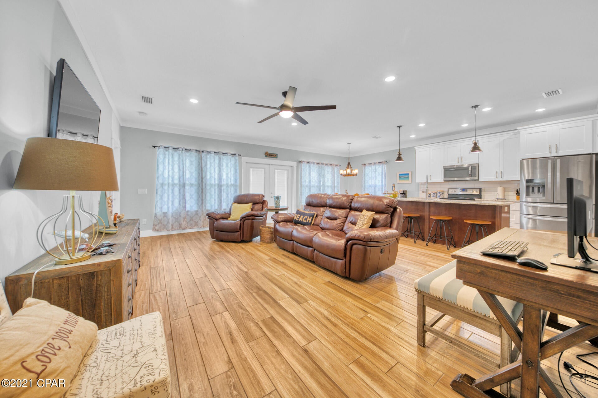 Laguna Beach Estates 8th Add - Residential