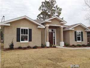 Brand new! Energy efficient ''good cents'' home with large open kitchen, custom kitchen cabinets, stainless steel appliances, and big back yard. Walking distance to the beach!