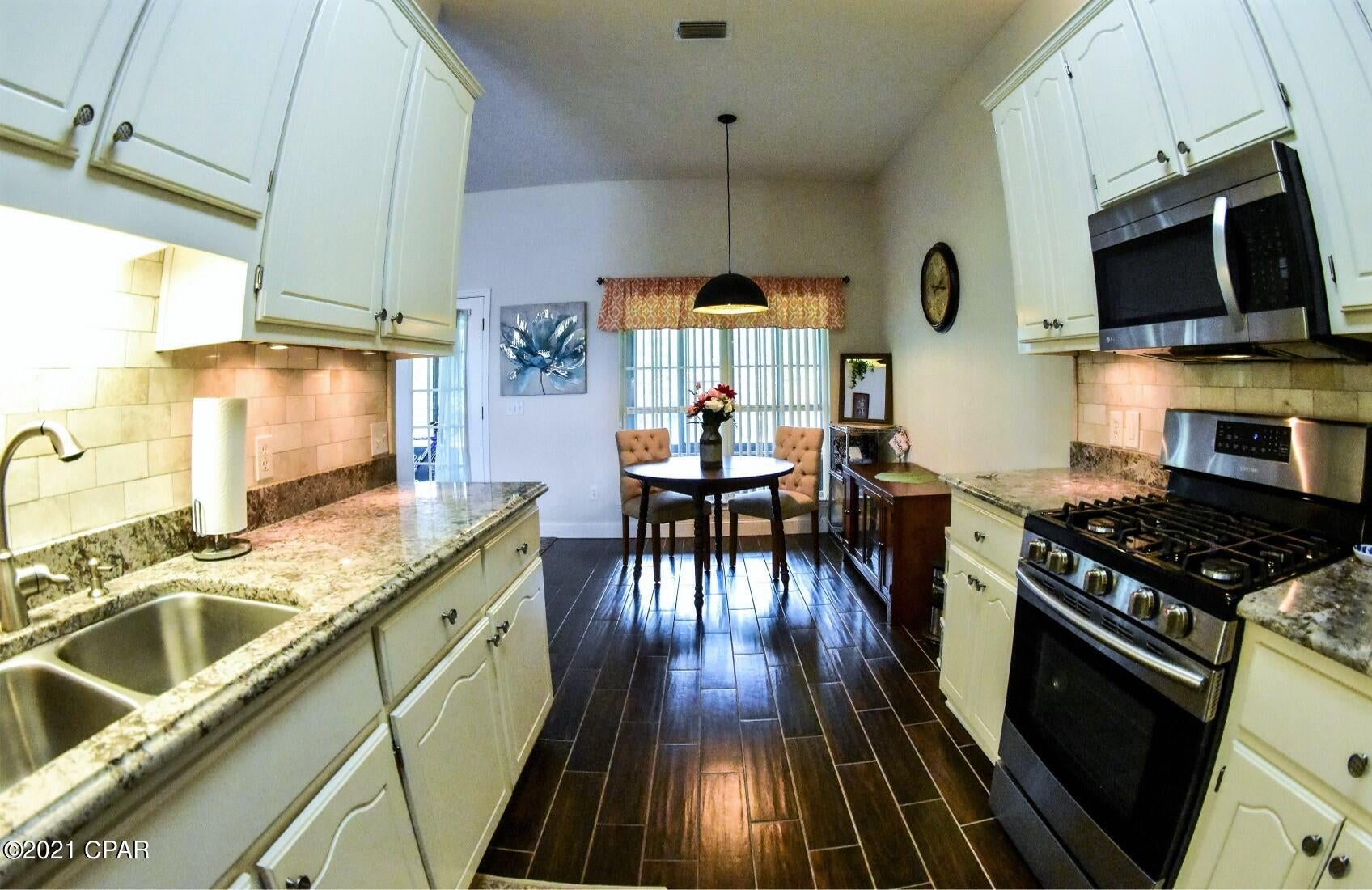 Delwood Point At The Preserve Phase I - Residential