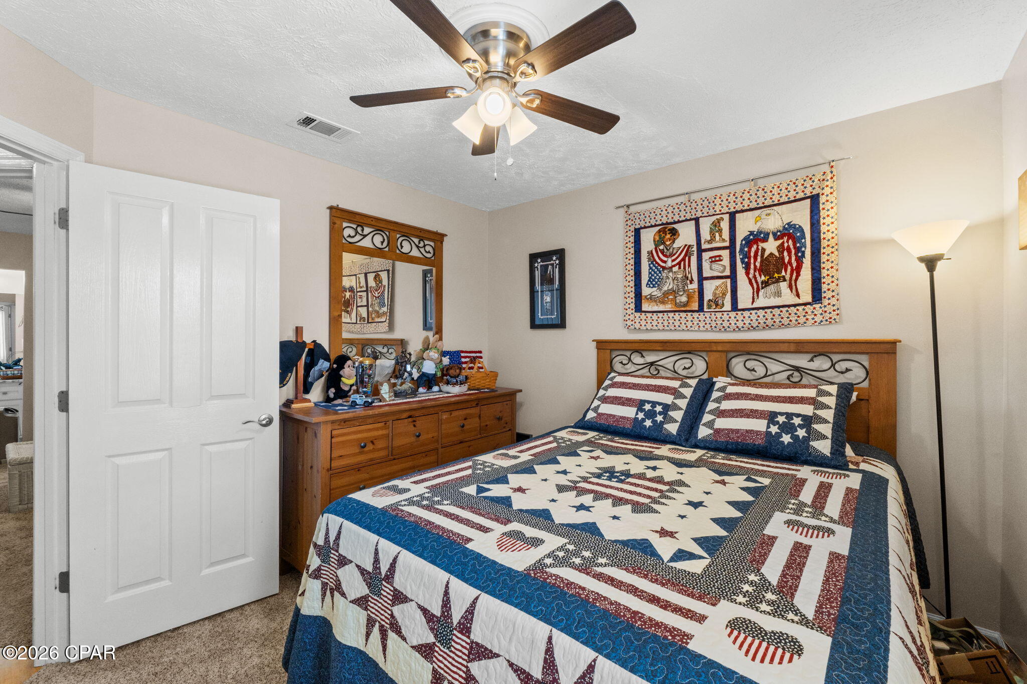 Shadow Bay Unt 3 & 4 - Residential