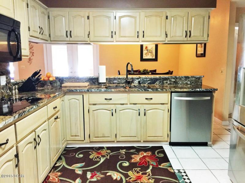 Country Club Harbour Estates - Residential Lease