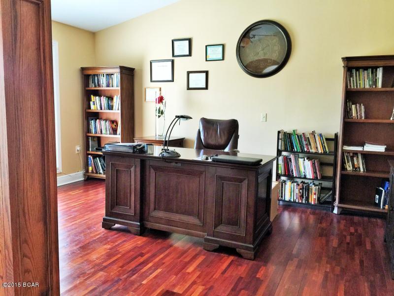 Country Club Harbour Estates - Residential Lease