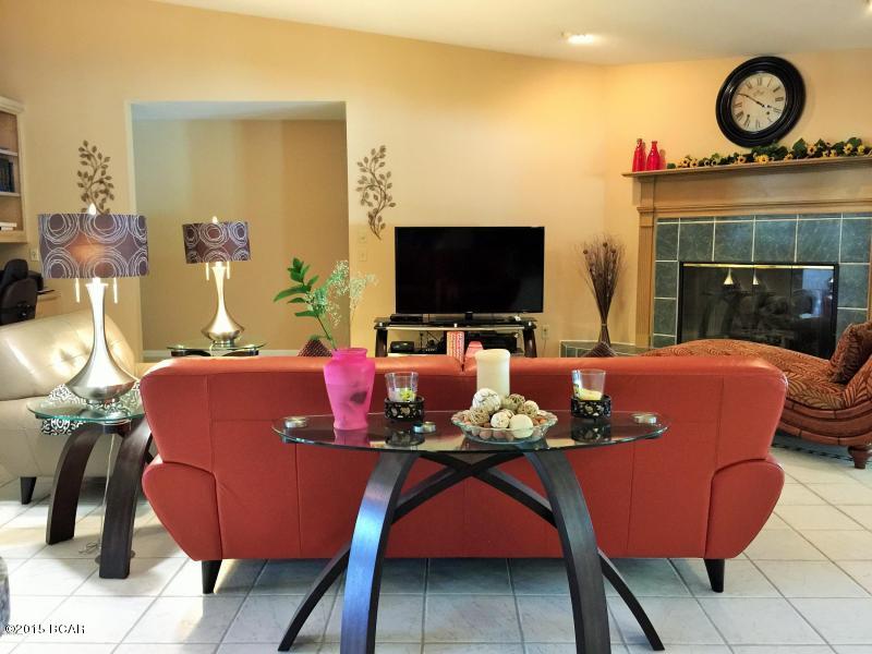 Country Club Harbour Estates - Residential Lease