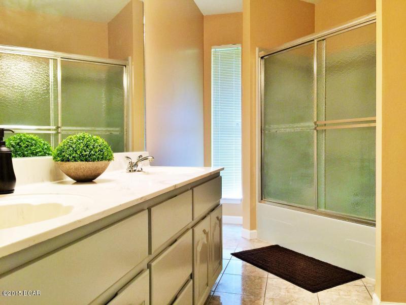 Country Club Harbour Estates - Residential Lease