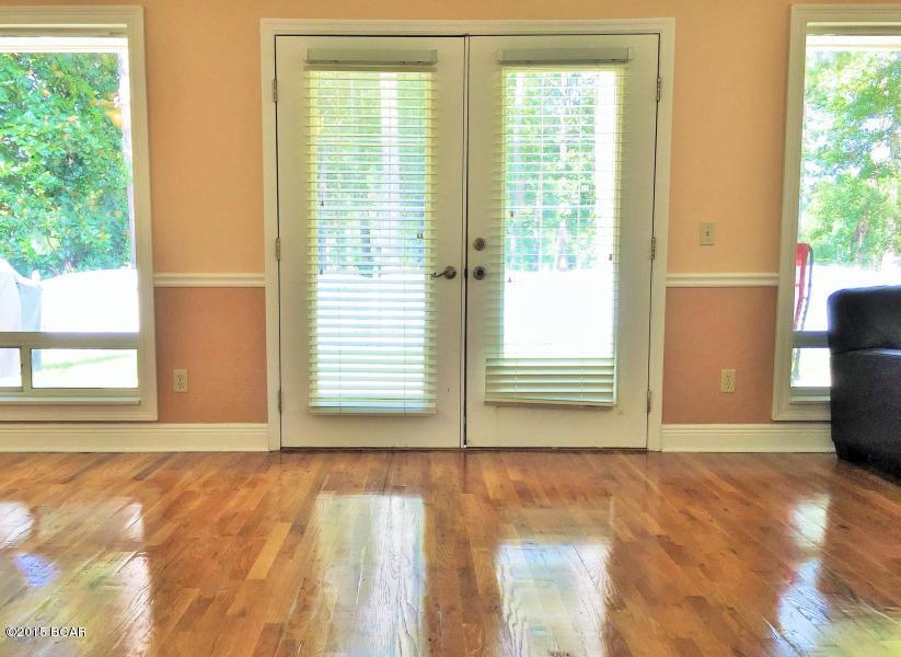 Country Club Harbour Estates - Residential Lease