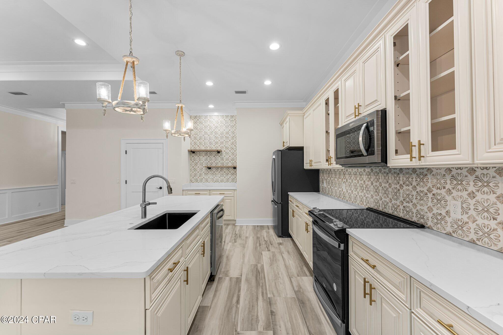 Laguna Haven - Residential Lease