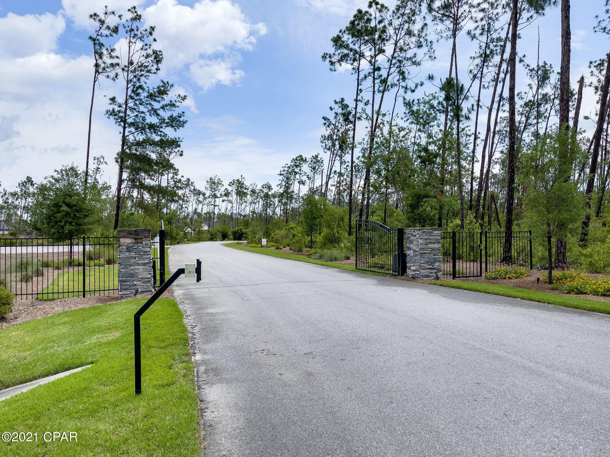 Cedar Creek At Deerpoint Lake - Residential