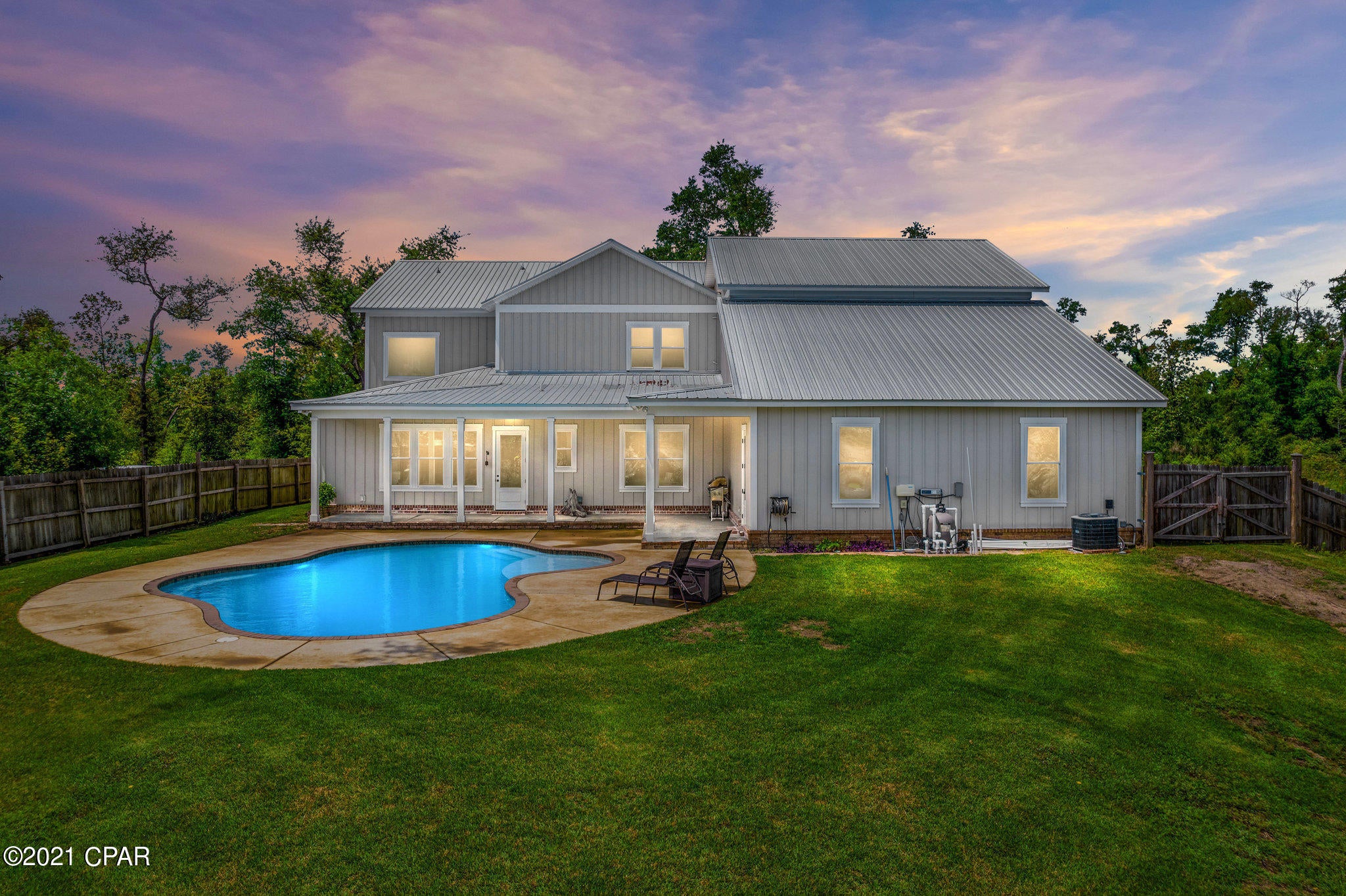 Cedar Creek At Deerpoint Lake - Residential