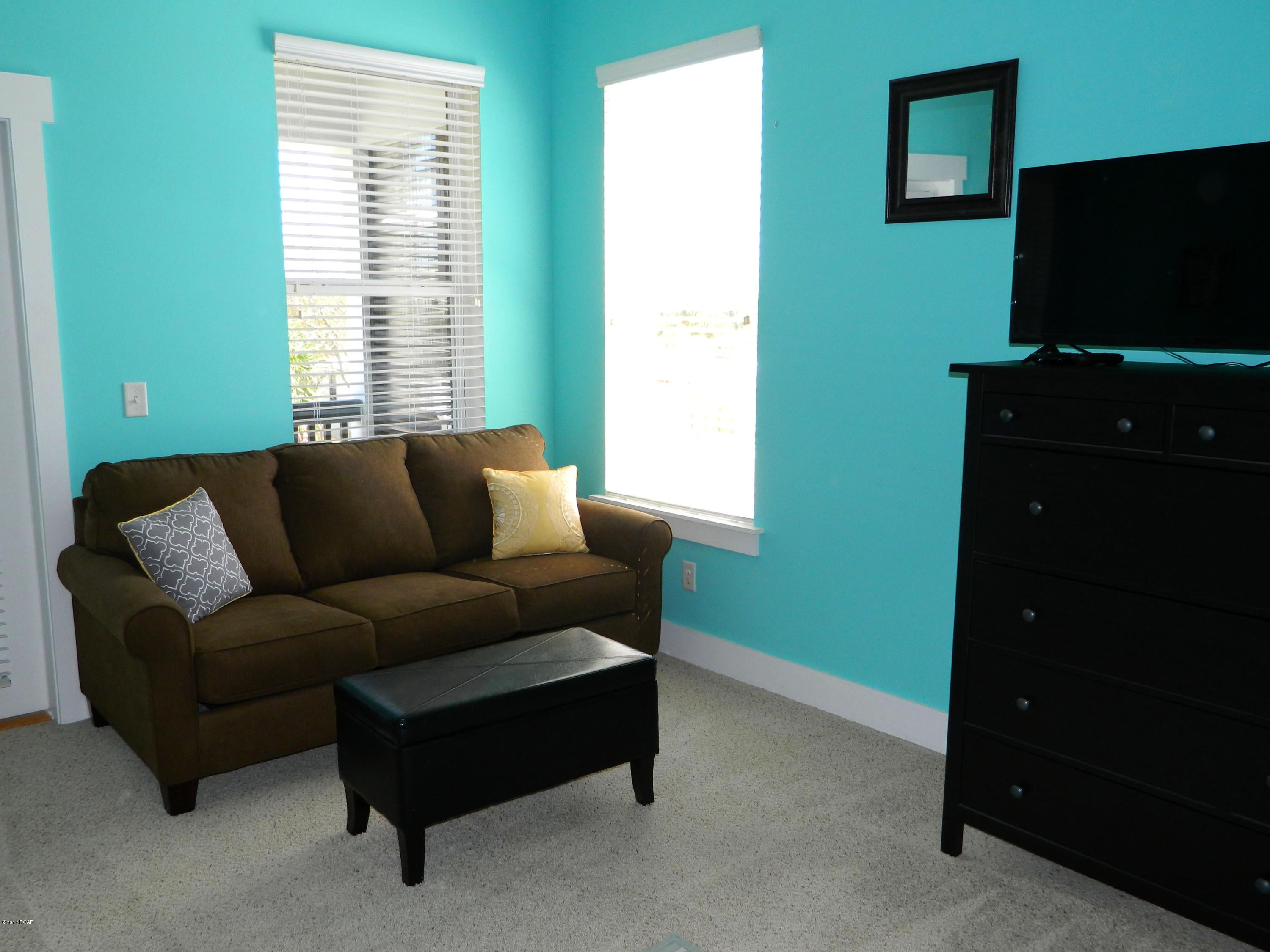 Laguna Beach Estates 7th Add - Residential Lease