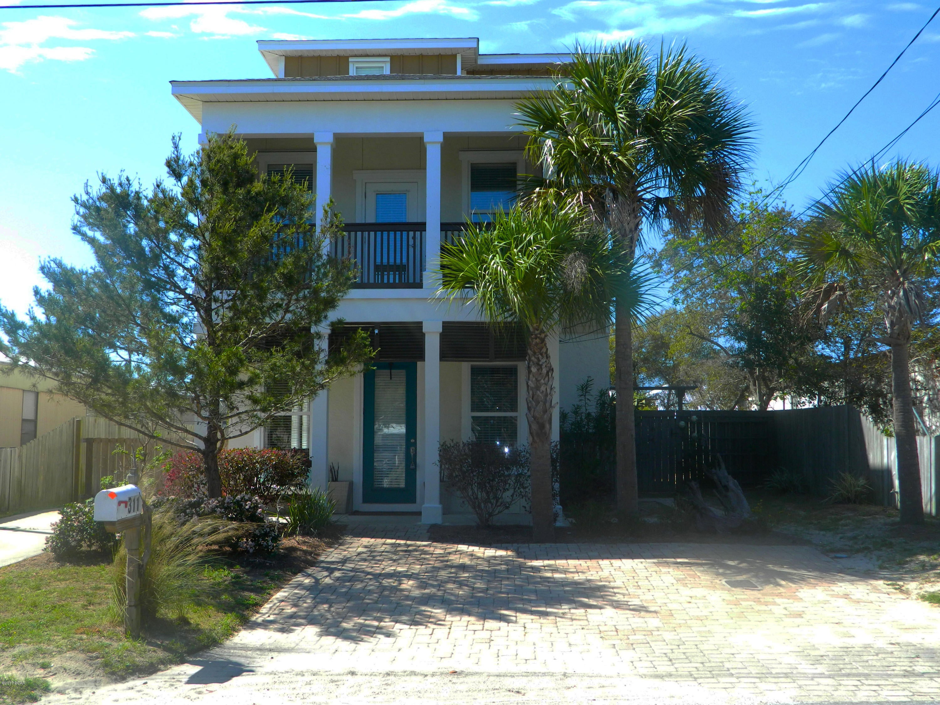 Laguna Beach Estates 7th Add - Residential Lease