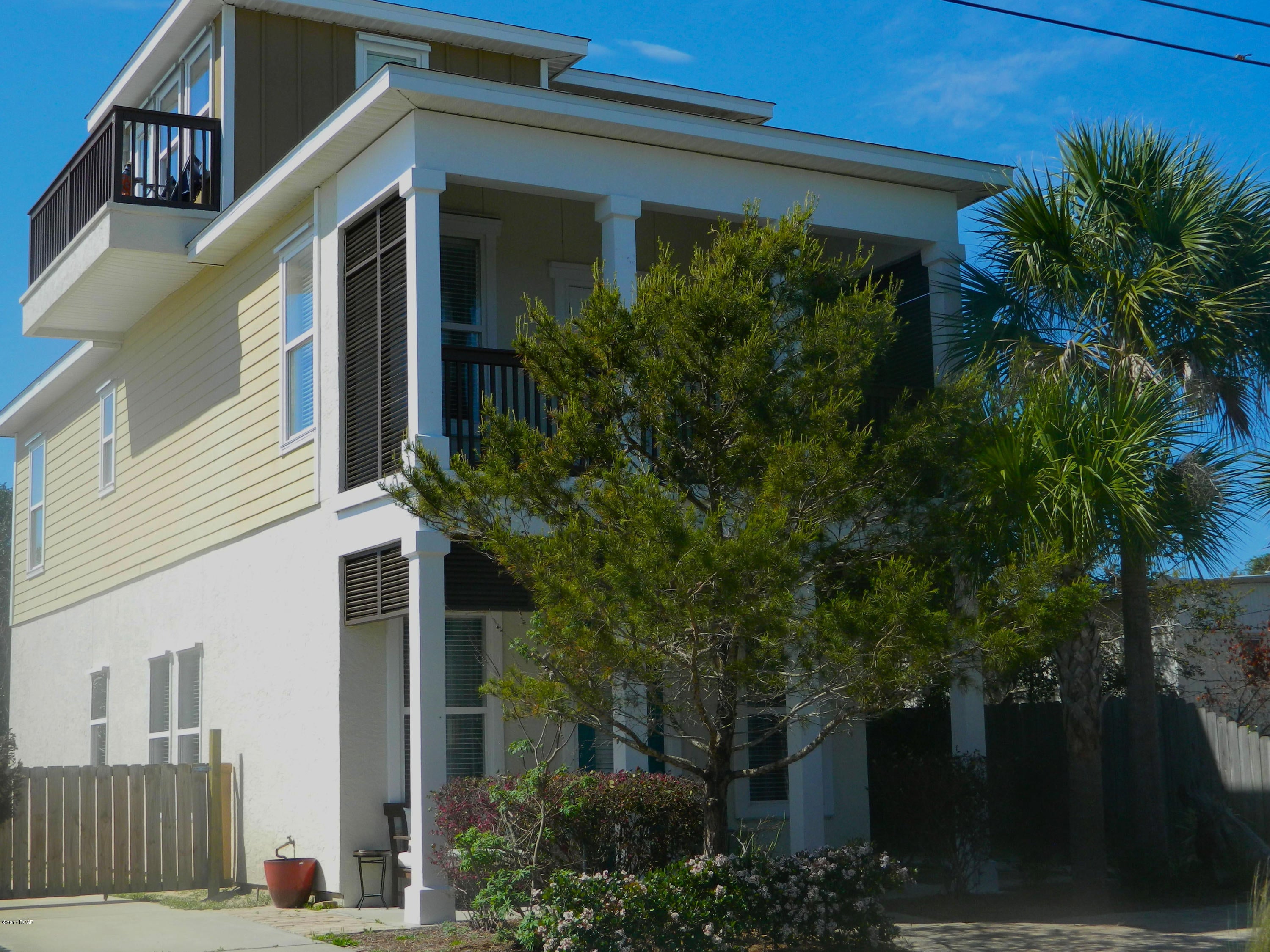 Laguna Beach Estates 7th Add - Residential Lease