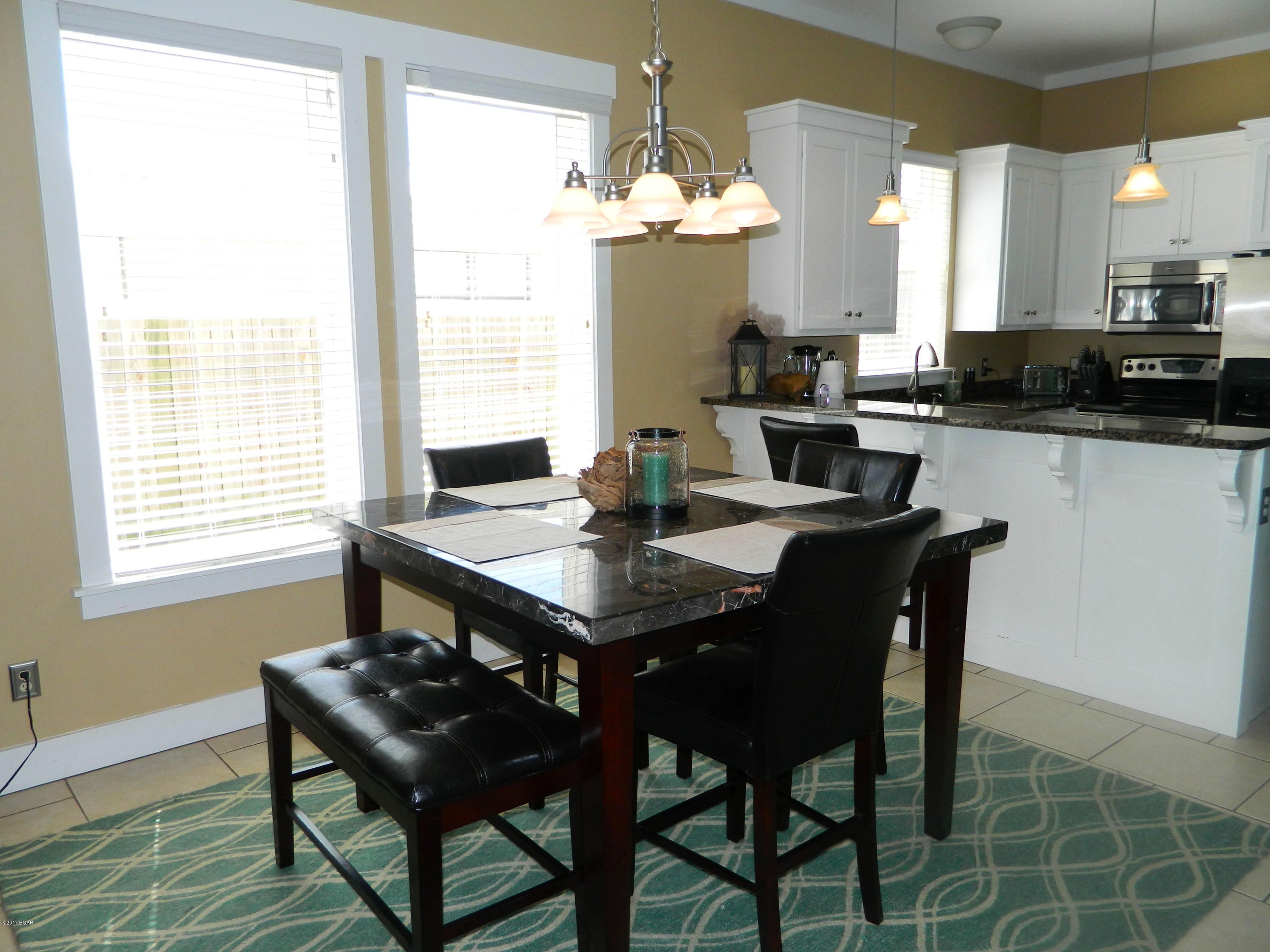 Laguna Beach Estates 7th Add - Residential Lease