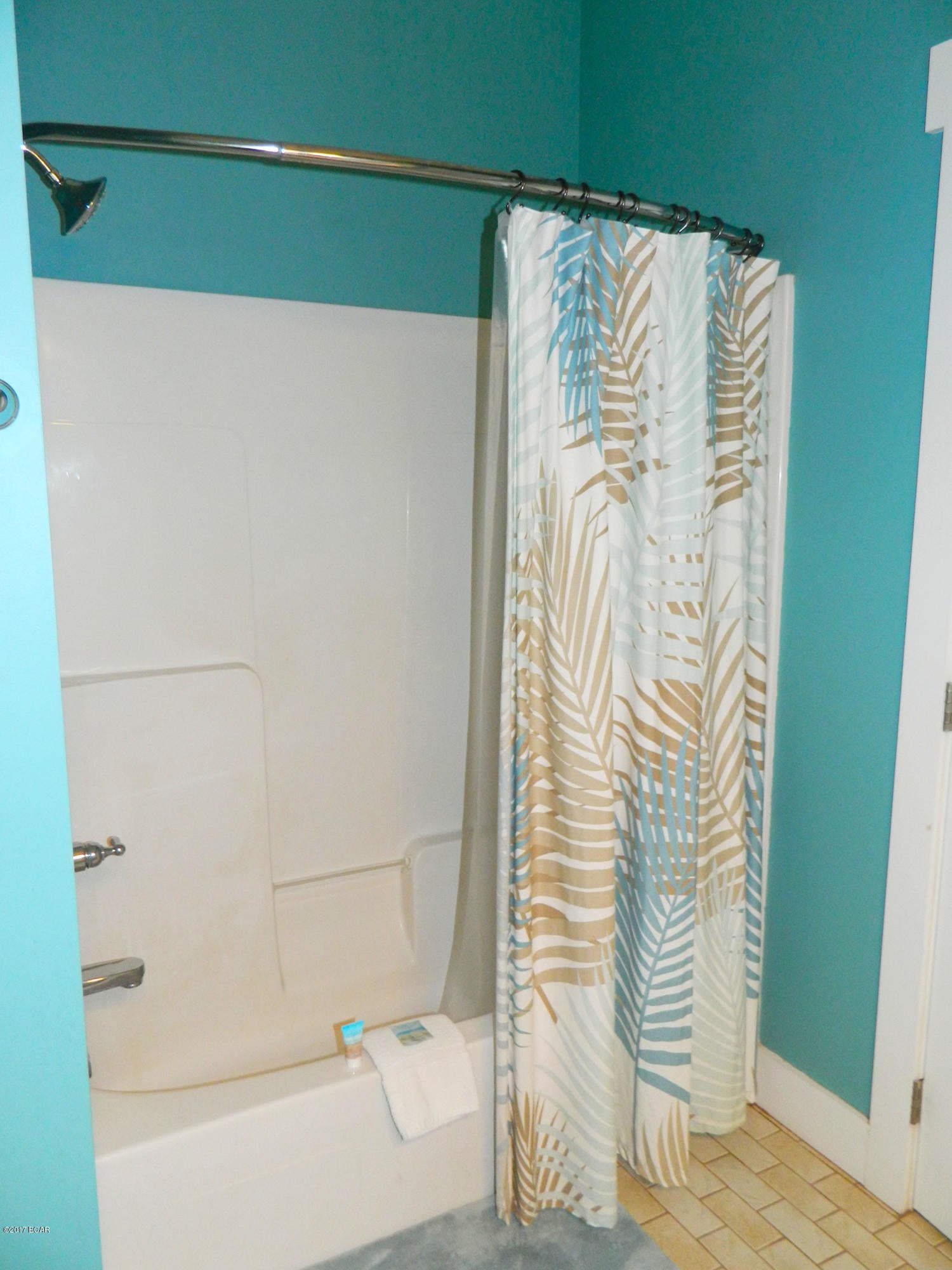 Laguna Beach Estates 7th Add - Residential Lease