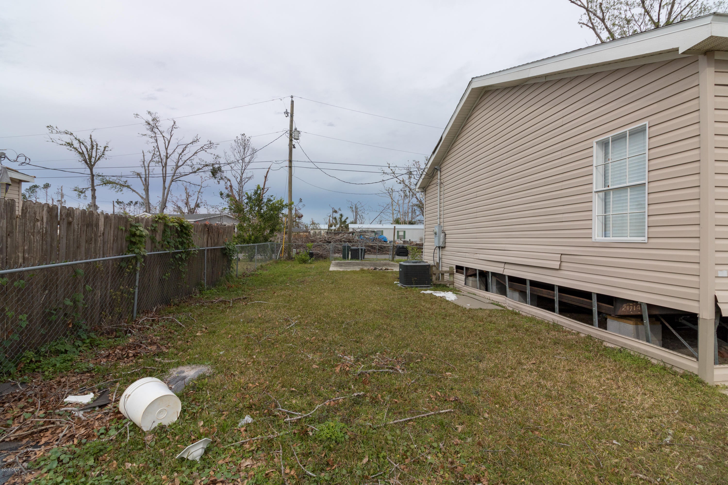 Fairview Mob Home Est - Residential