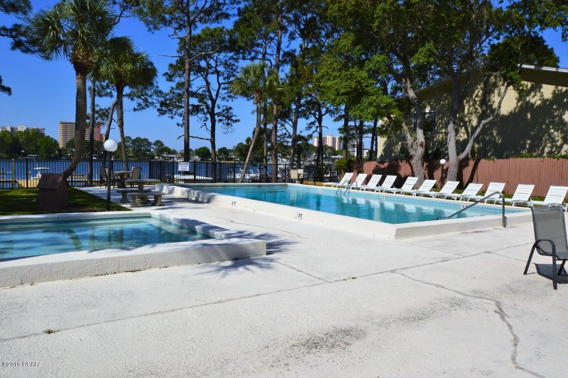 Palisades Condo Ph 1 - Residential