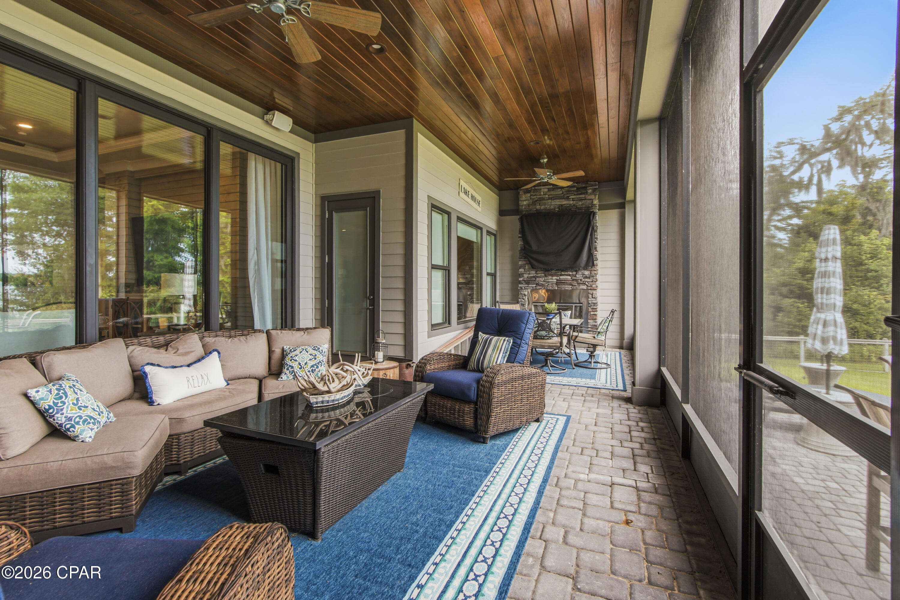 Cedar Creek At Deerpoint Lake - Residential