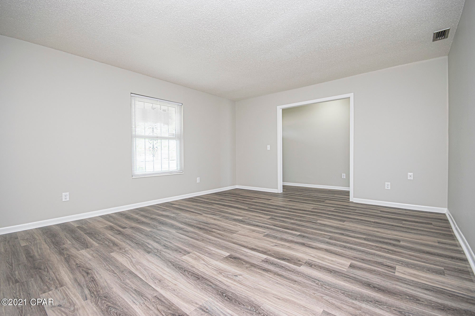 Lannie Rowe Lake Ests - Residential