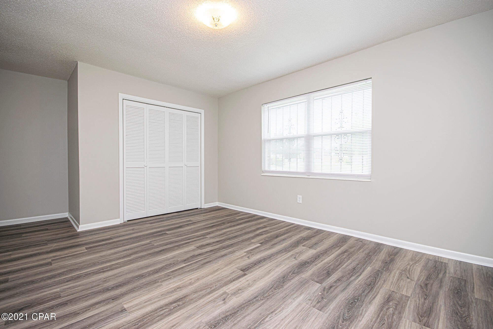 Lannie Rowe Lake Ests - Residential
