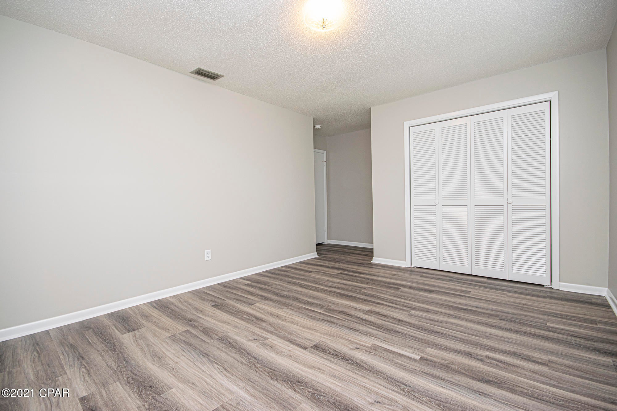 Lannie Rowe Lake Ests - Residential