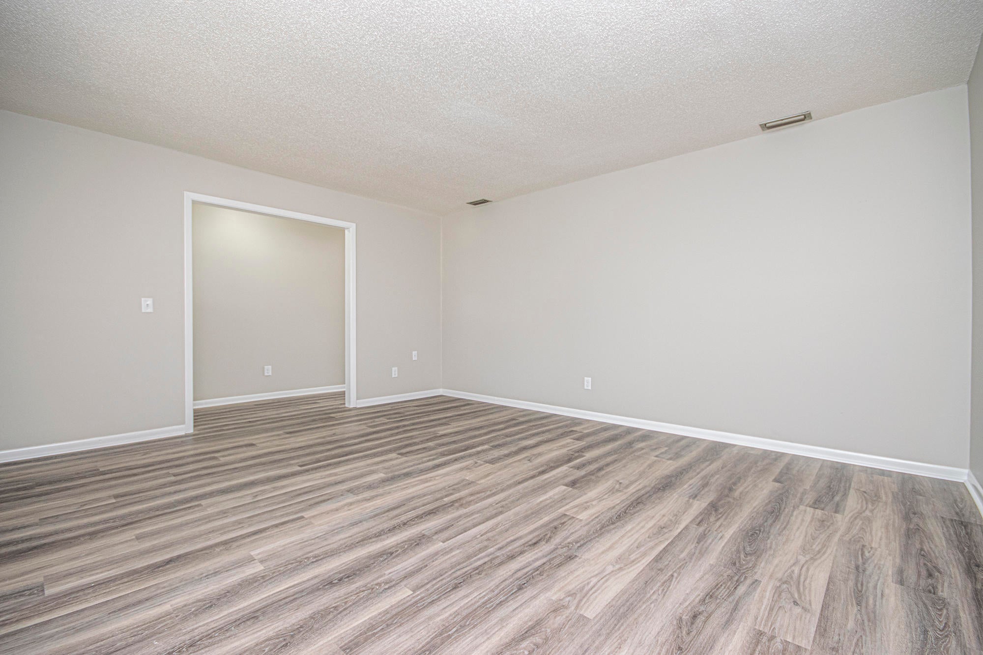 Lannie Rowe Lake Ests - Residential