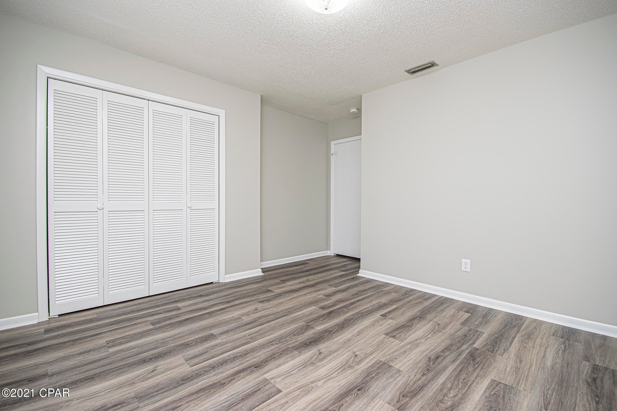 Lannie Rowe Lake Ests - Residential