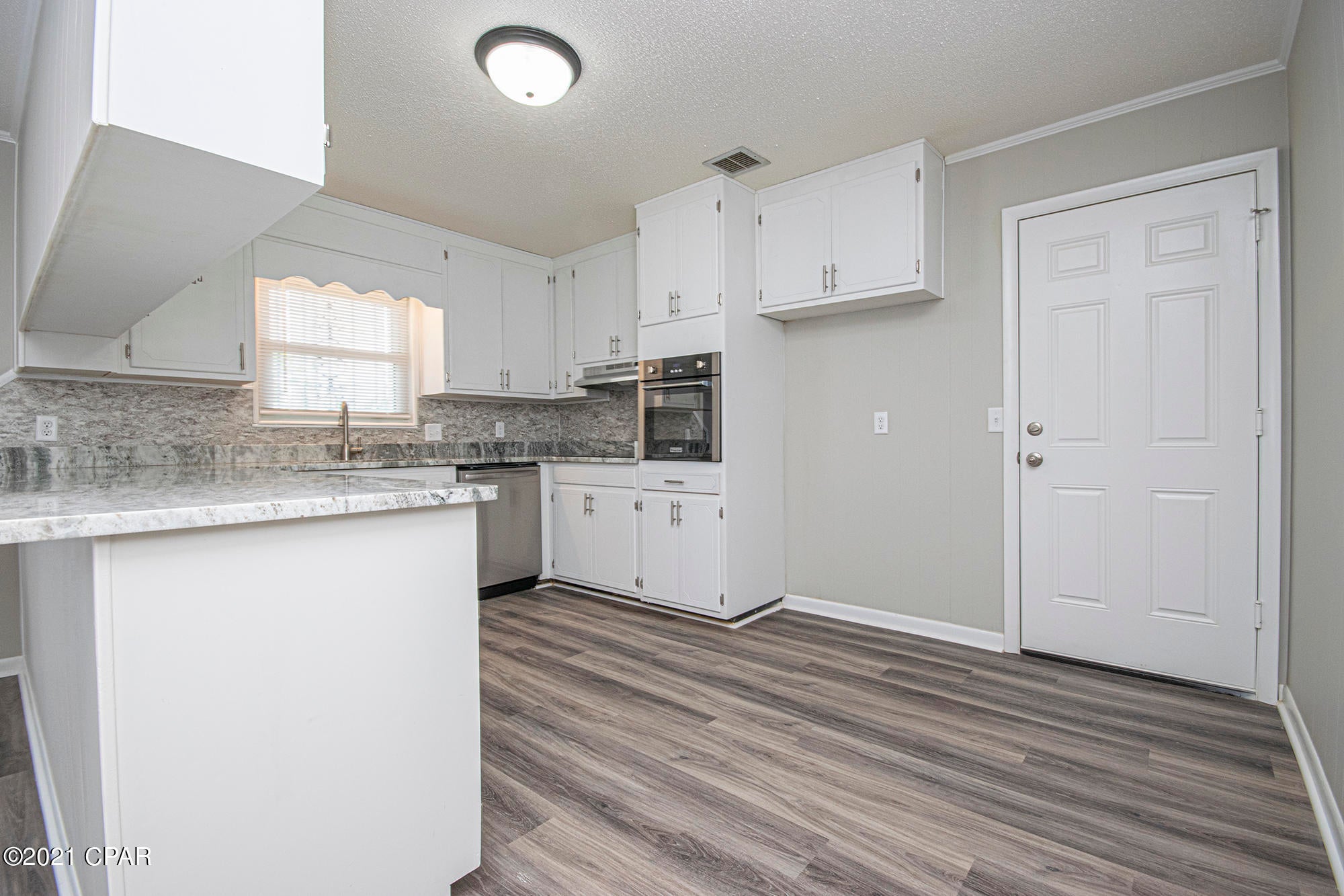 Lannie Rowe Lake Ests - Residential