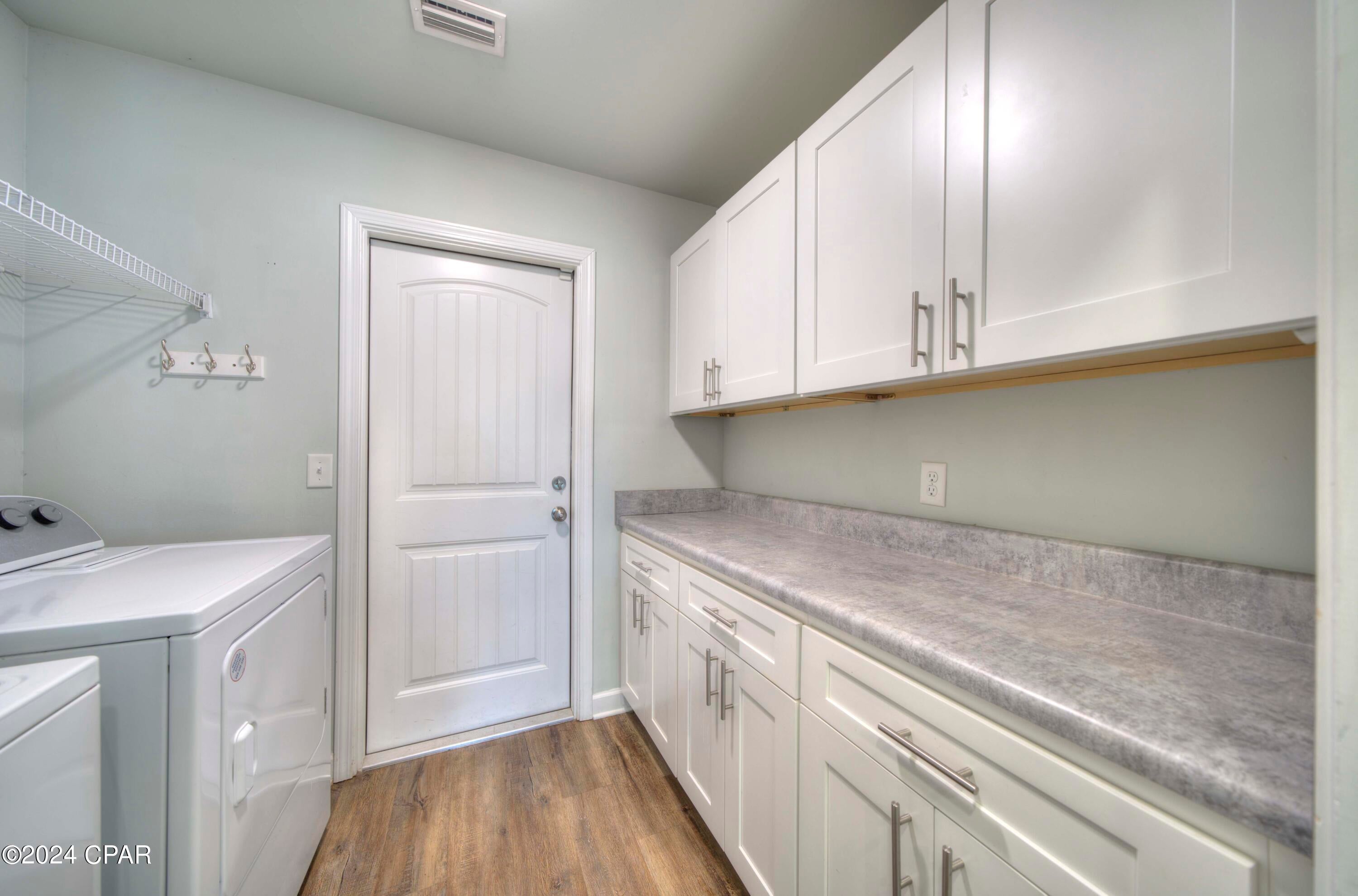 Woodlawn Village Ph 1 - Residential Lease